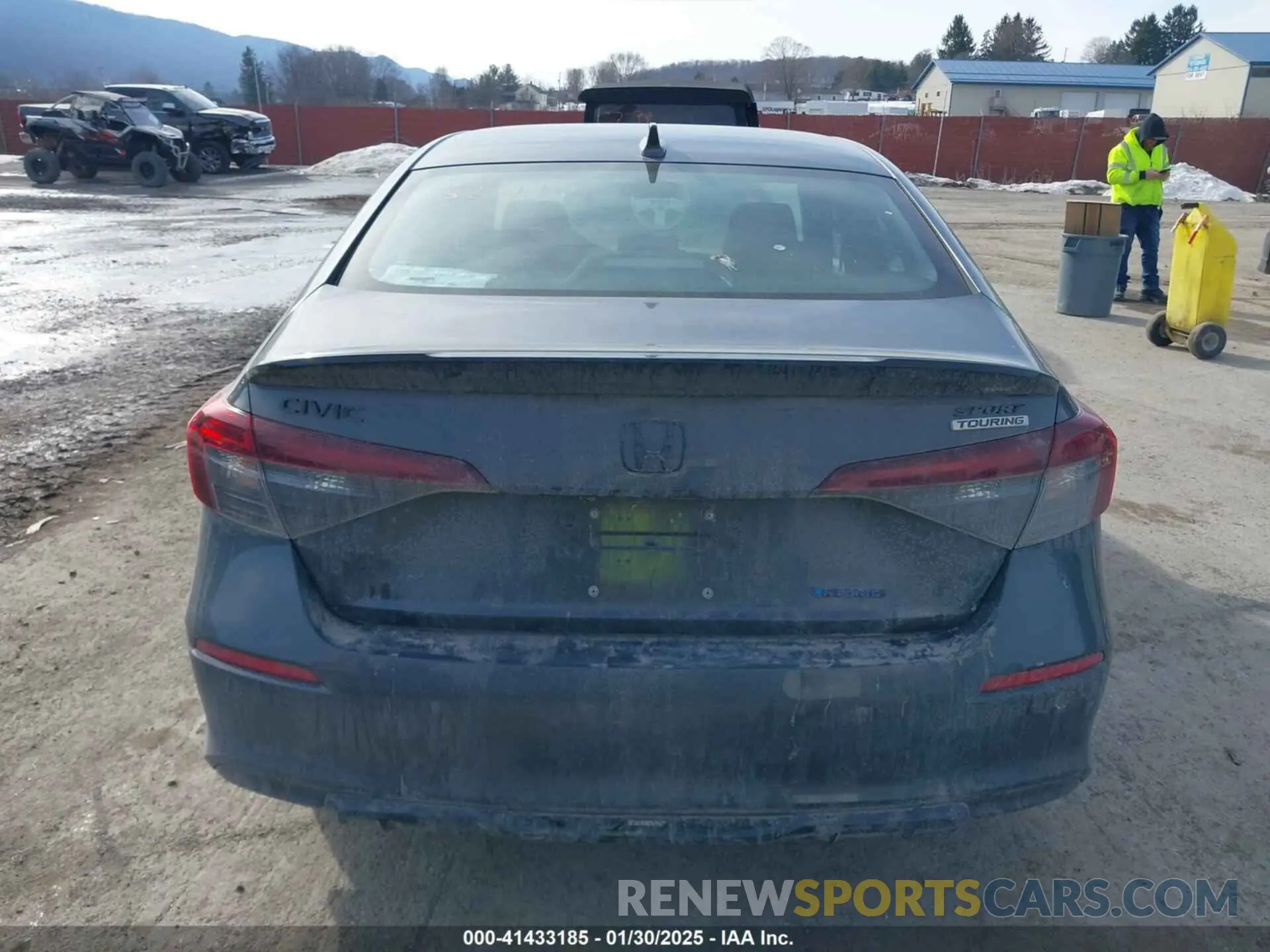 17 fotografías del automóvil dañado 2HGFE4F87SH306841 HONDA CIVIC  HYBRID 2025