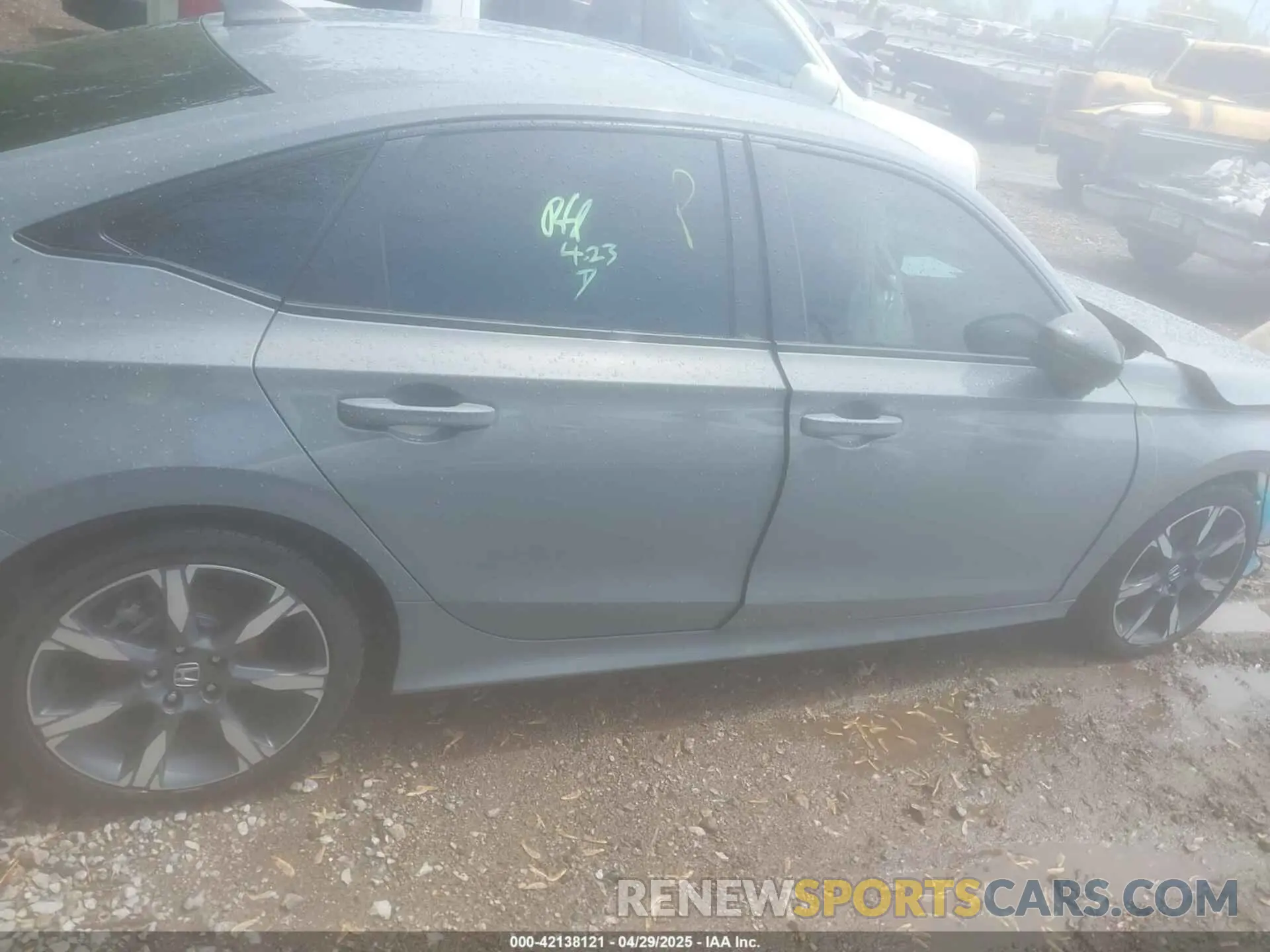 13 fotografías del automóvil dañado 2HGFE4F88SH314463 HONDA CIVIC  HYBRID 2025