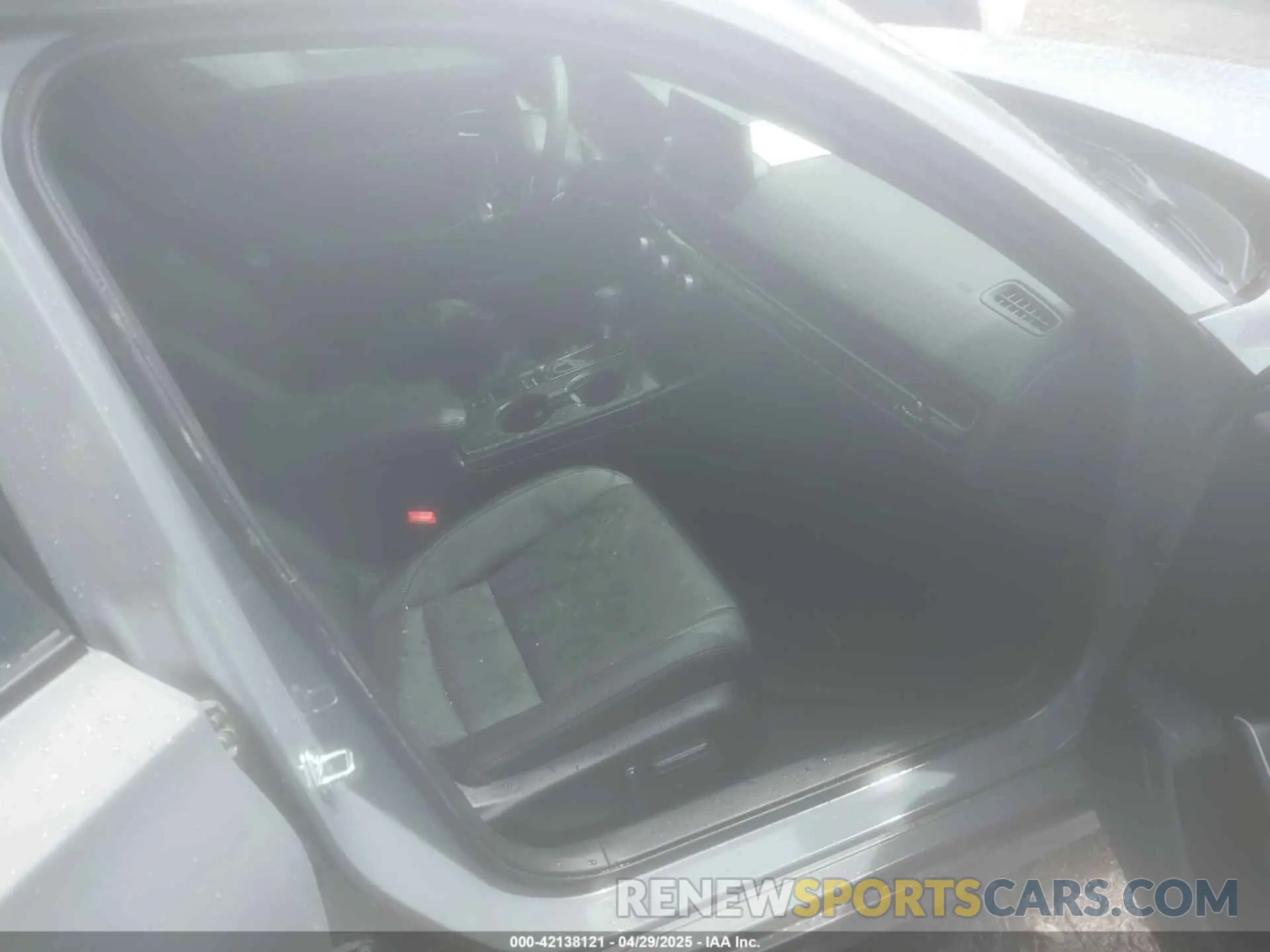 5 fotografías del automóvil dañado 2HGFE4F88SH314463 HONDA CIVIC  HYBRID 2025