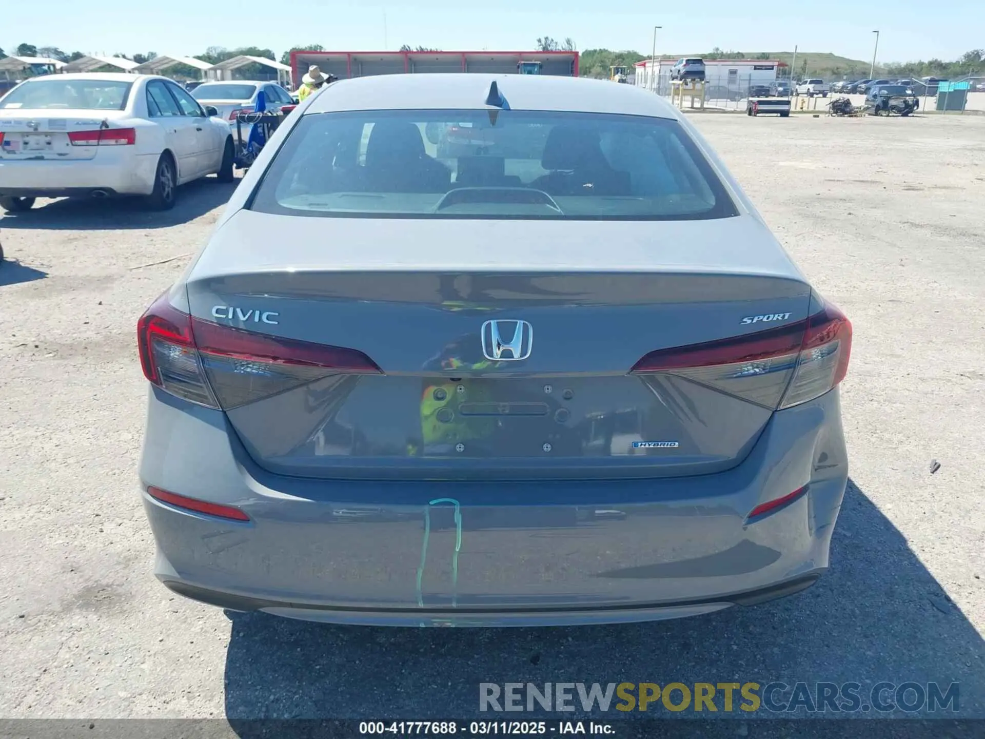 16 fotografías del automóvil dañado 2HGFE4F88SH323759 HONDA CIVIC  HYBRID 2025