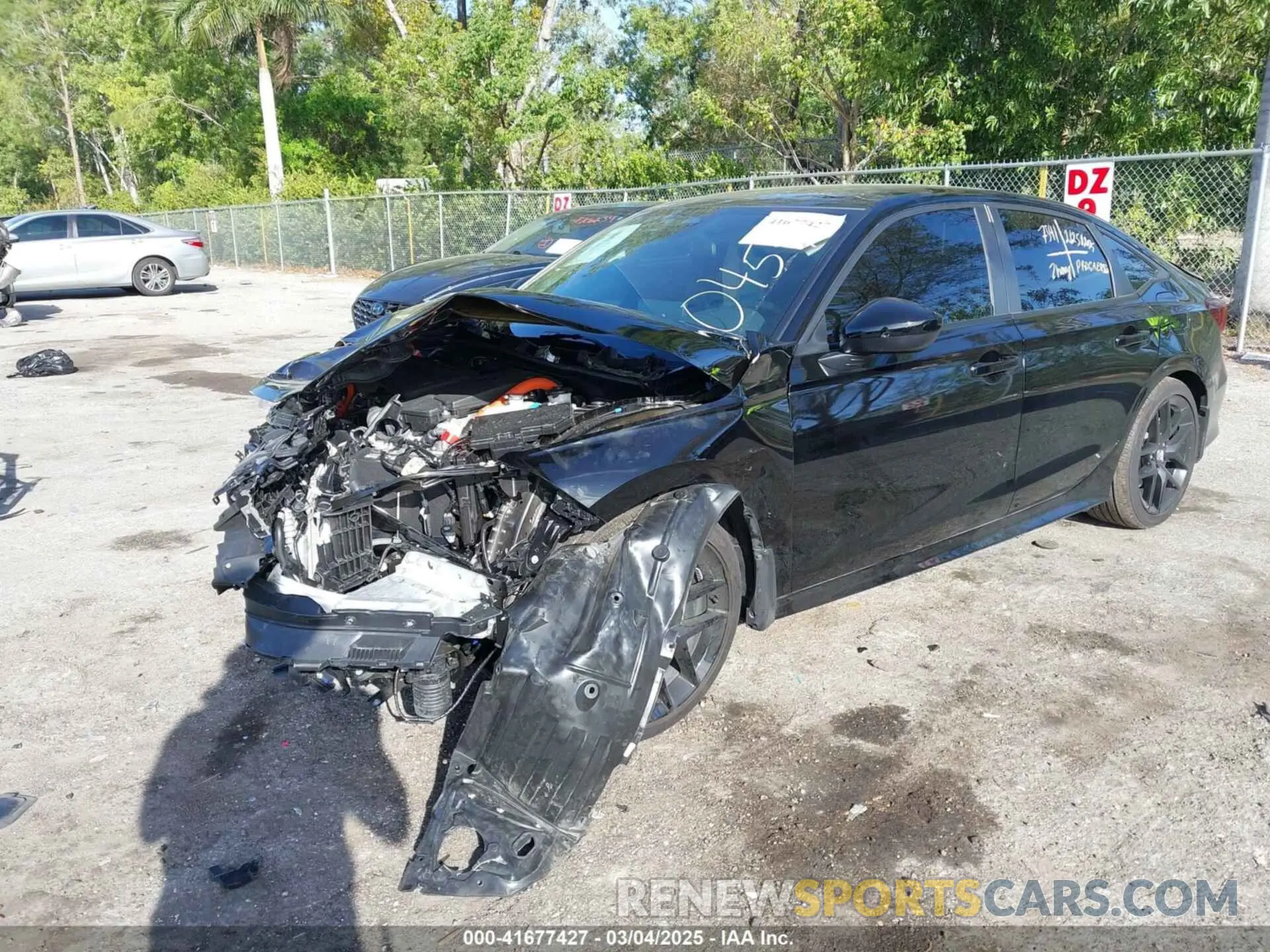 2 fotografías del automóvil dañado 2HGFE4F89SH310454 HONDA CIVIC  HYBRID 2025