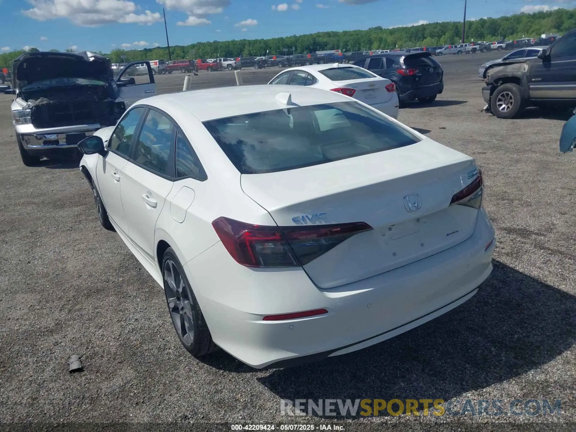 3 fotografías del automóvil dañado 2HGFE4F89SH323625 HONDA CIVIC HYBRID 2025