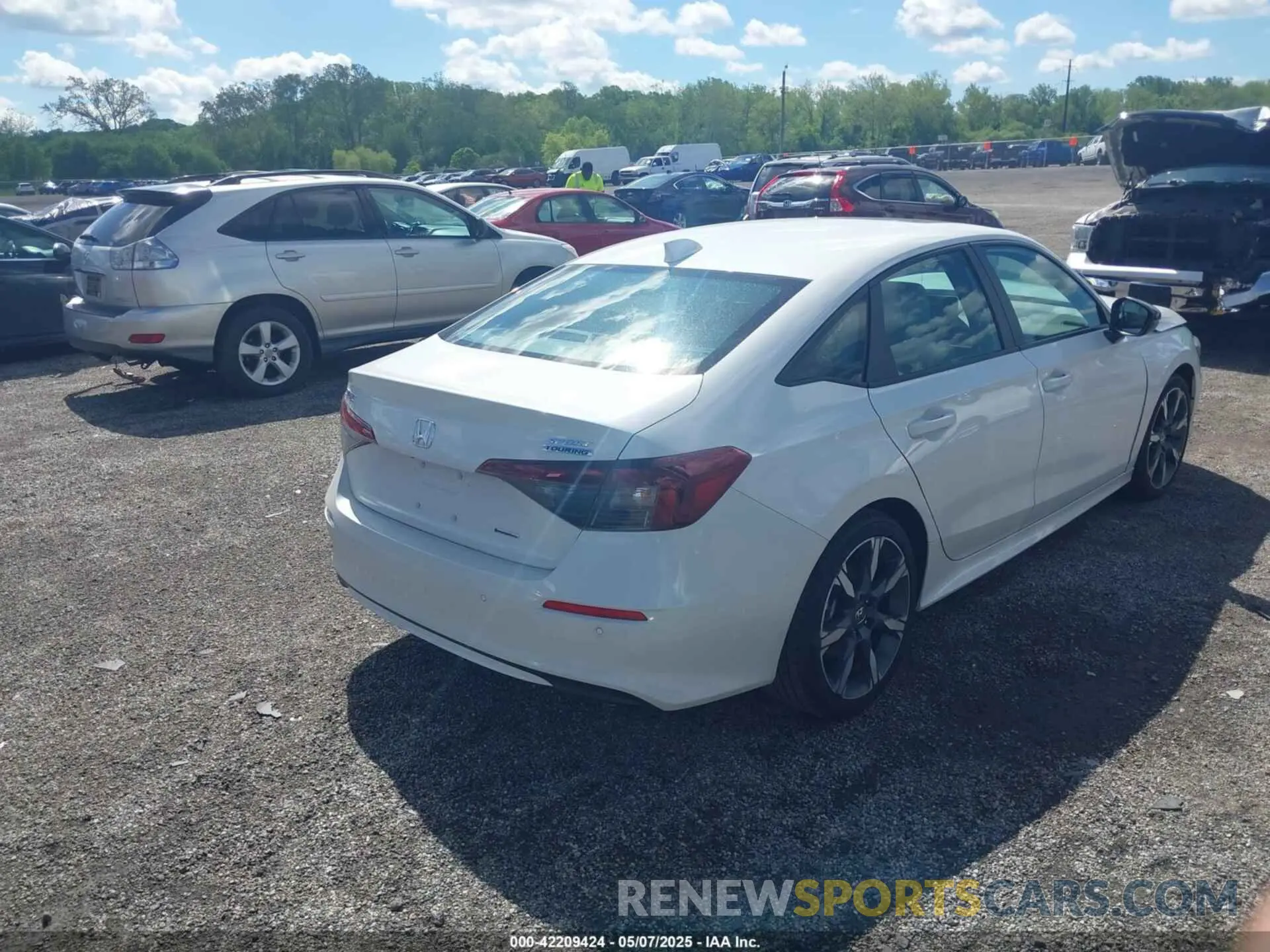 4 fotografías del automóvil dañado 2HGFE4F89SH323625 HONDA CIVIC HYBRID 2025