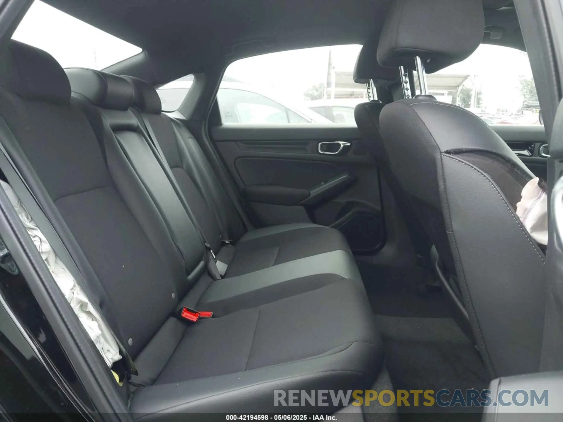 8 fotografías del automóvil dañado 2HGFE4F89SH326072 HONDA CIVIC  HYBRID 2025