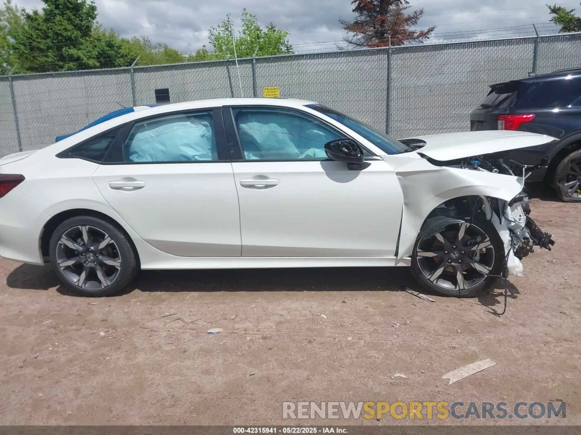 14 fotografías del automóvil dañado 2HGFE4F89SH330719 HONDA CIVIC HYBRID 2025