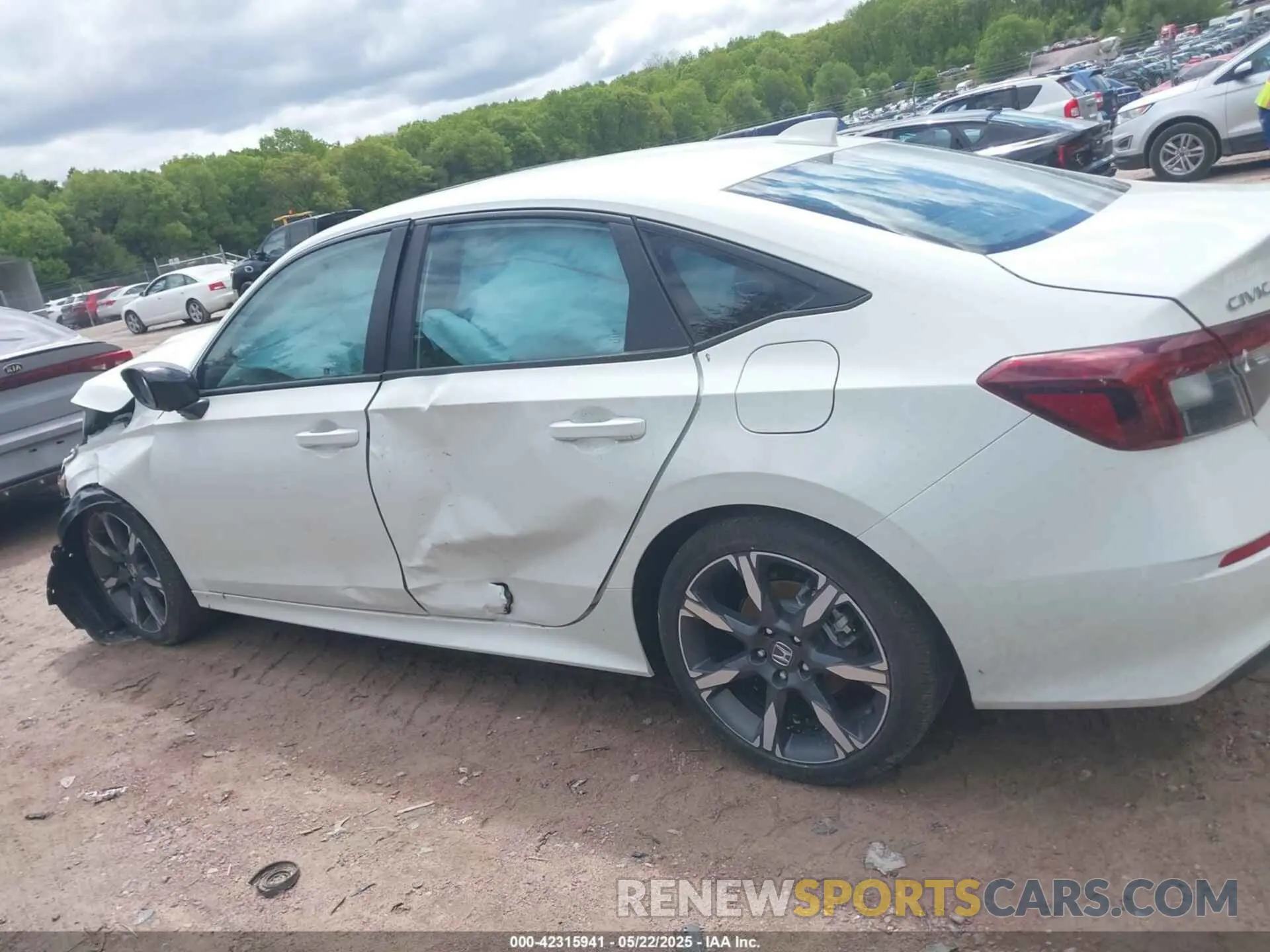 15 fotografías del automóvil dañado 2HGFE4F89SH330719 HONDA CIVIC HYBRID 2025
