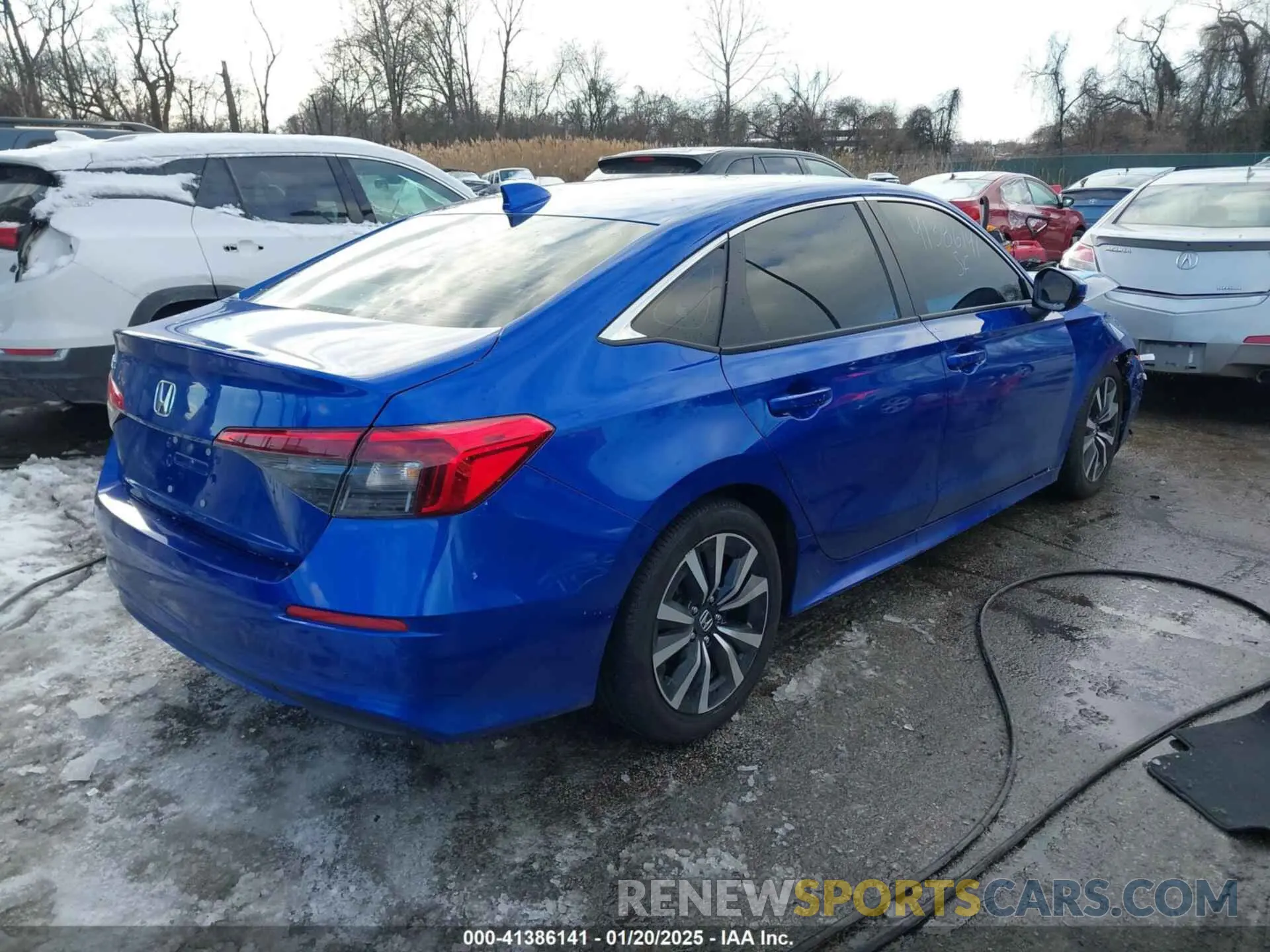 4 fotografías del automóvil dañado 2HGFE1F7XRH303660 HONDA CIVIC SEDAN 2024