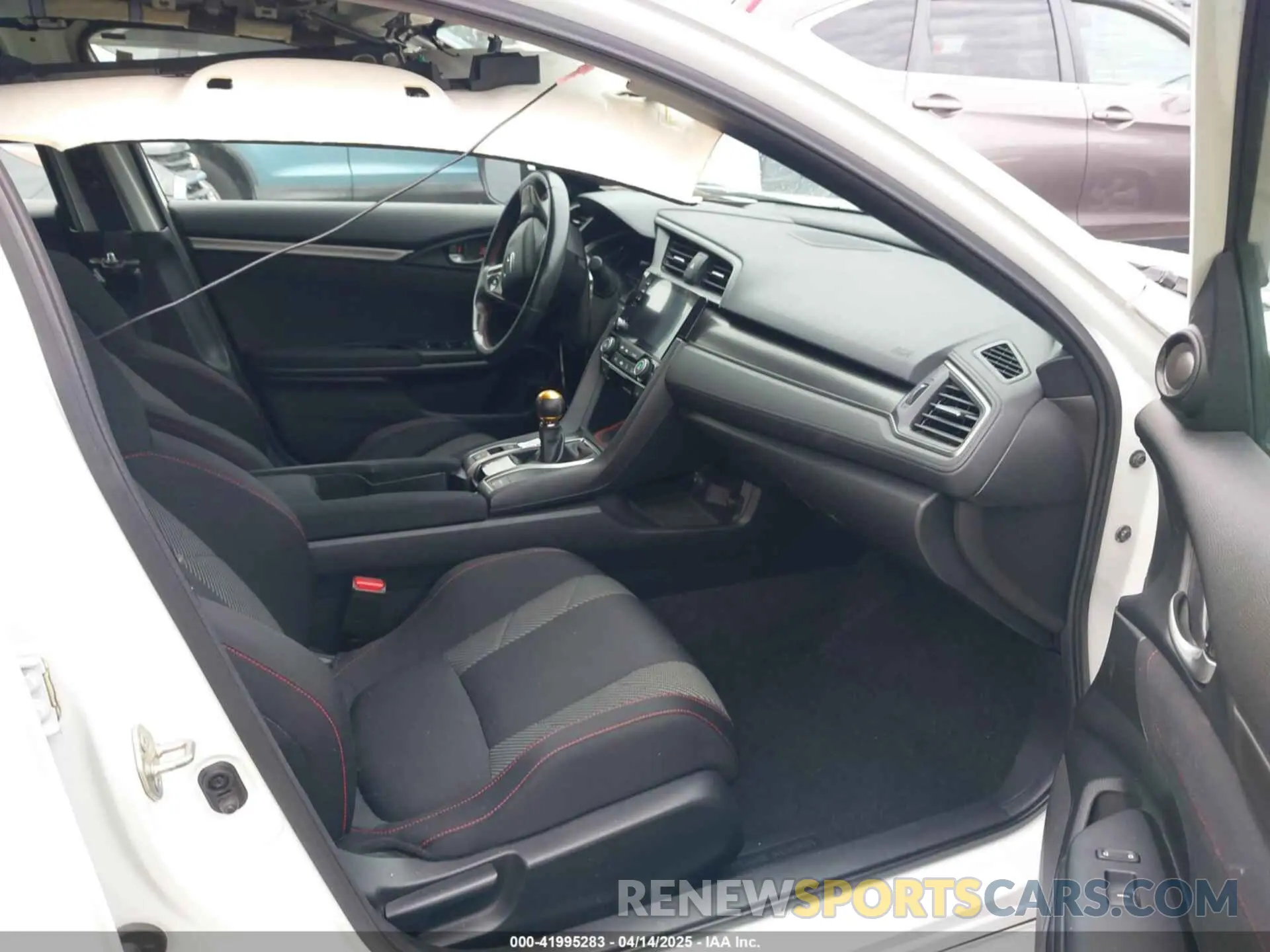 5 fotografías del automóvil dañado 2HGFC1E50KH706204 HONDA CIVIC SI 2019