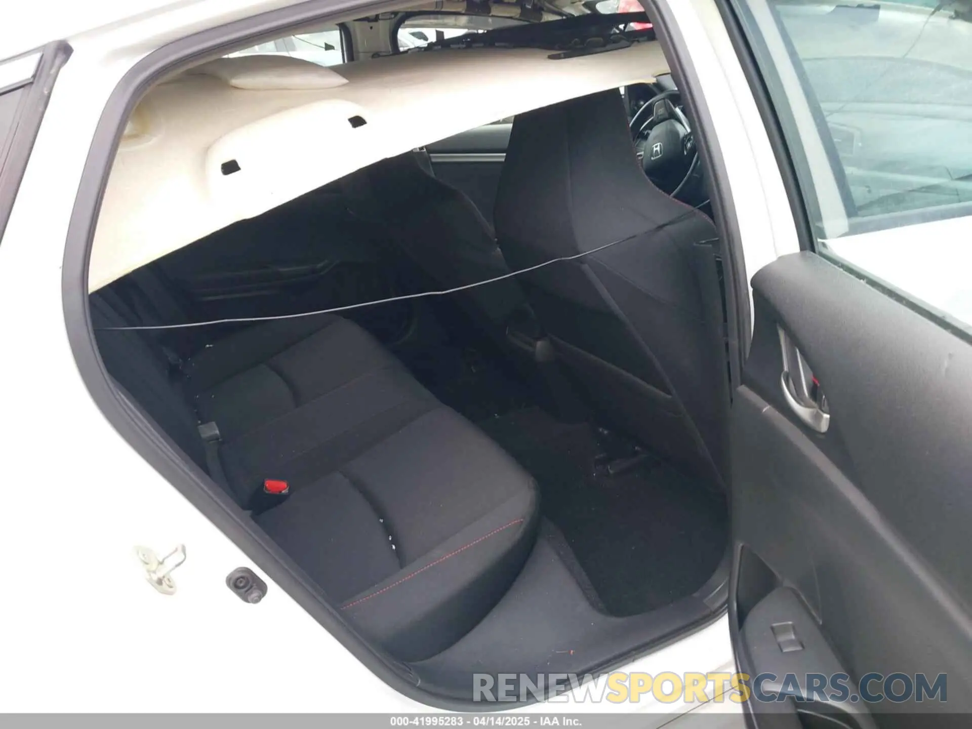 8 fotografías del automóvil dañado 2HGFC1E50KH706204 HONDA CIVIC SI 2019