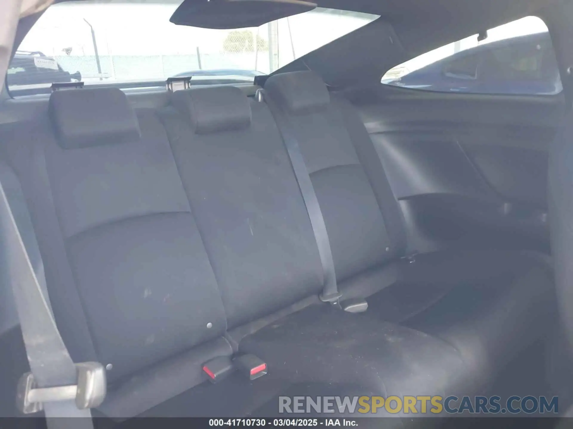 8 fotografías del automóvil dañado 2HGFC3A58KH751991 HONDA CIVIC SI 2019