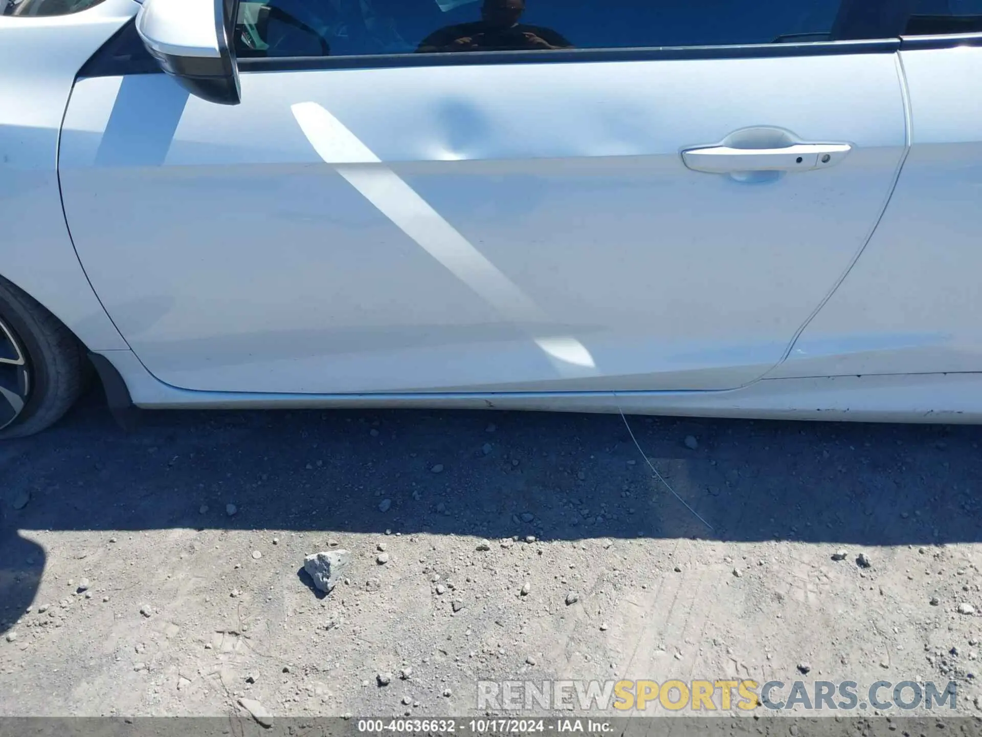 17 fotografías del automóvil dañado 2HGFC3A5XKH750647 HONDA CIVIC SI 2019