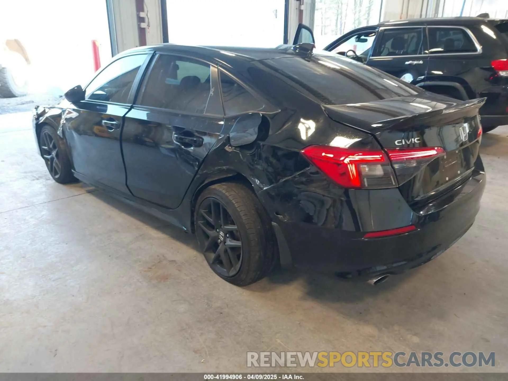 3 fotografías del automóvil dañado 2HGFE1E54NH476634 HONDA CIVIC SI 2022