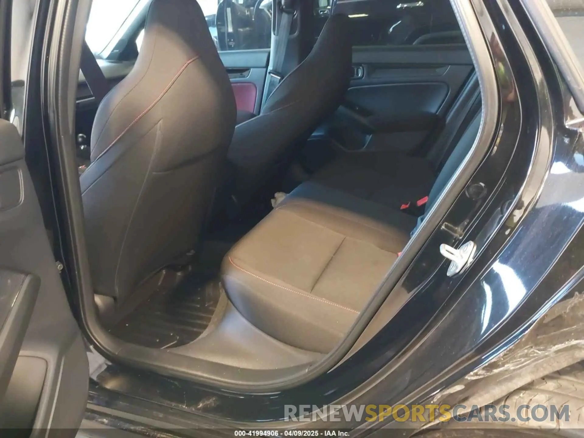 8 fotografías del automóvil dañado 2HGFE1E54NH476634 HONDA CIVIC SI 2022