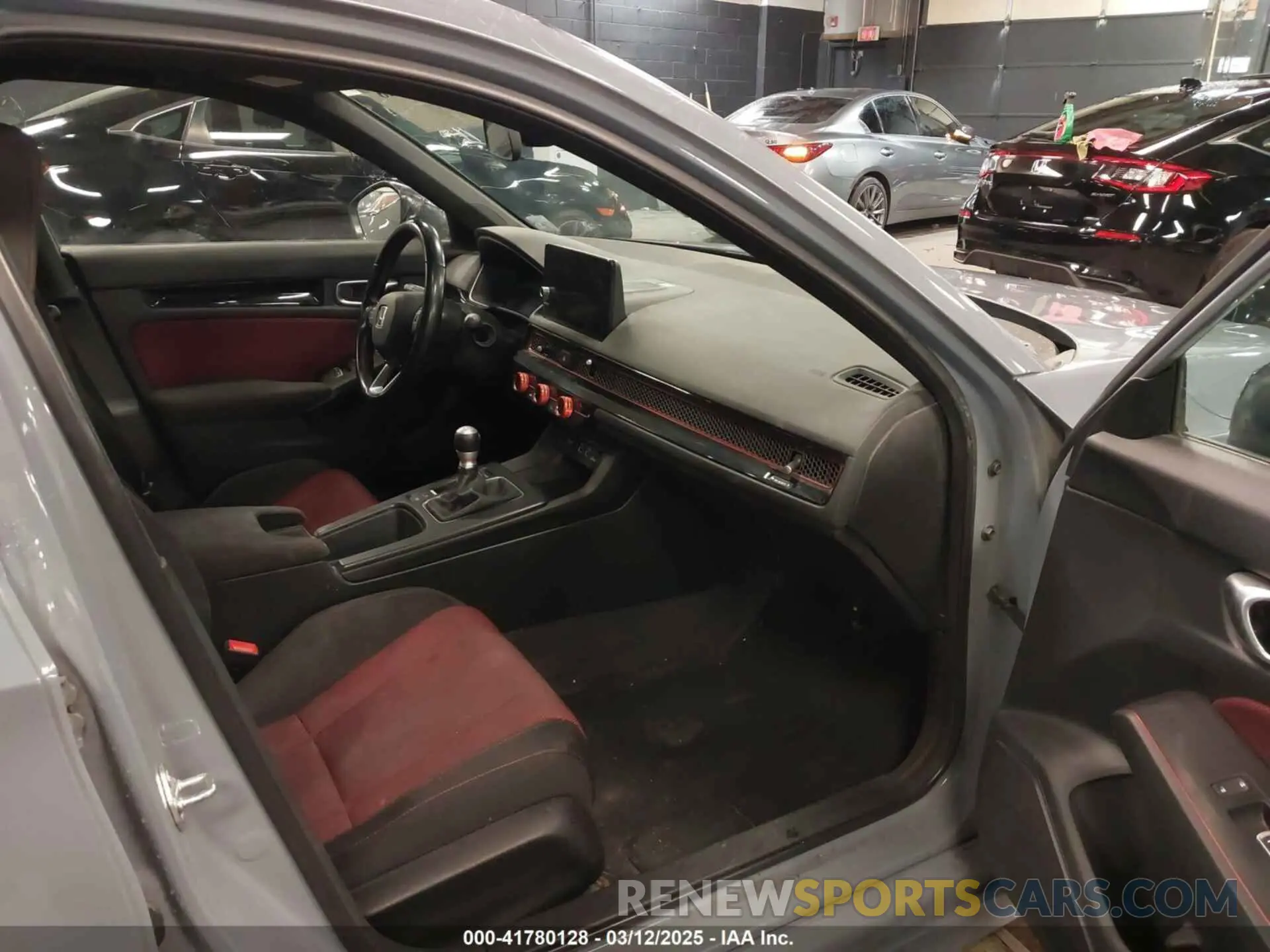 5 fotografías del automóvil dañado 2HGFE1E57NH473307 HONDA CIVIC SI 2022