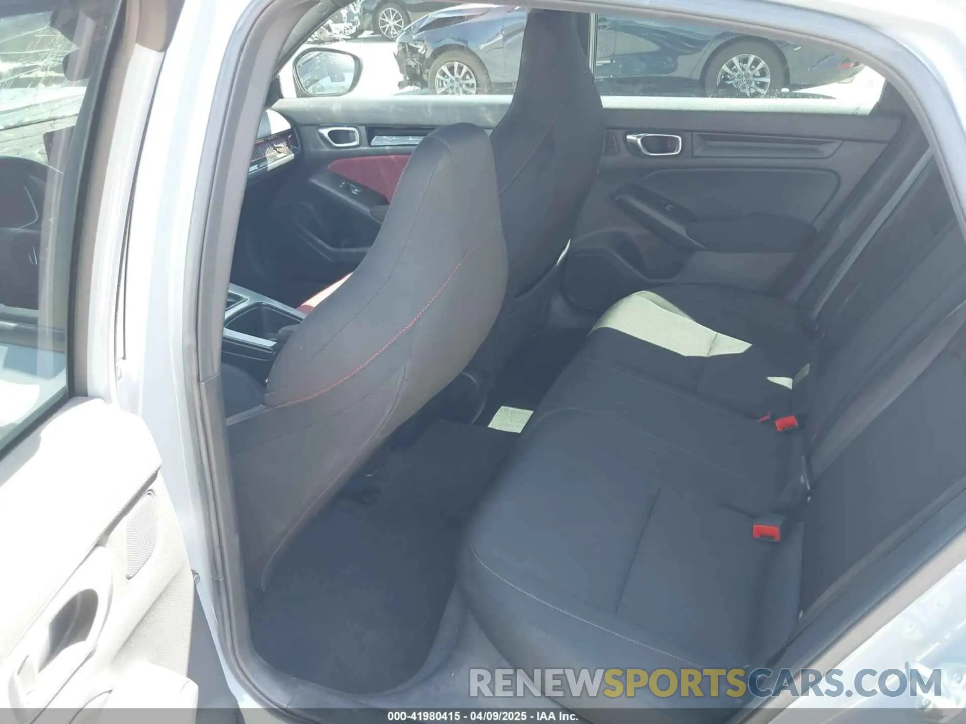 8 fotografías del automóvil dañado 2HGFE1E5XPH474342 HONDA CIVIC SI 2023