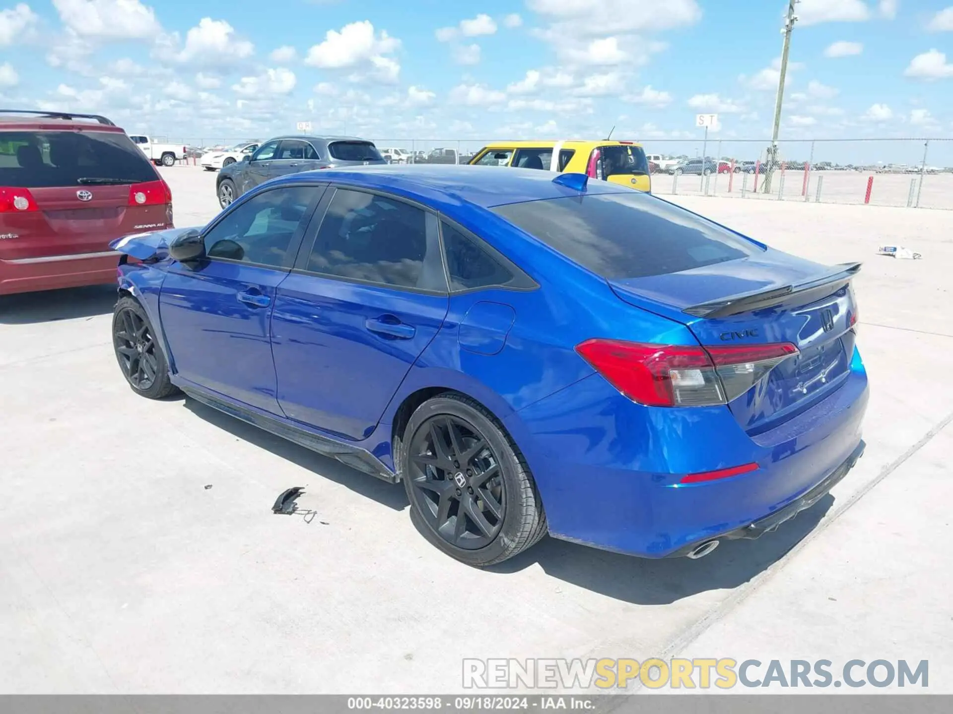 3 fotografías del automóvil dañado 2HGFE1E51RH474846 HONDA CIVIC SI 2024