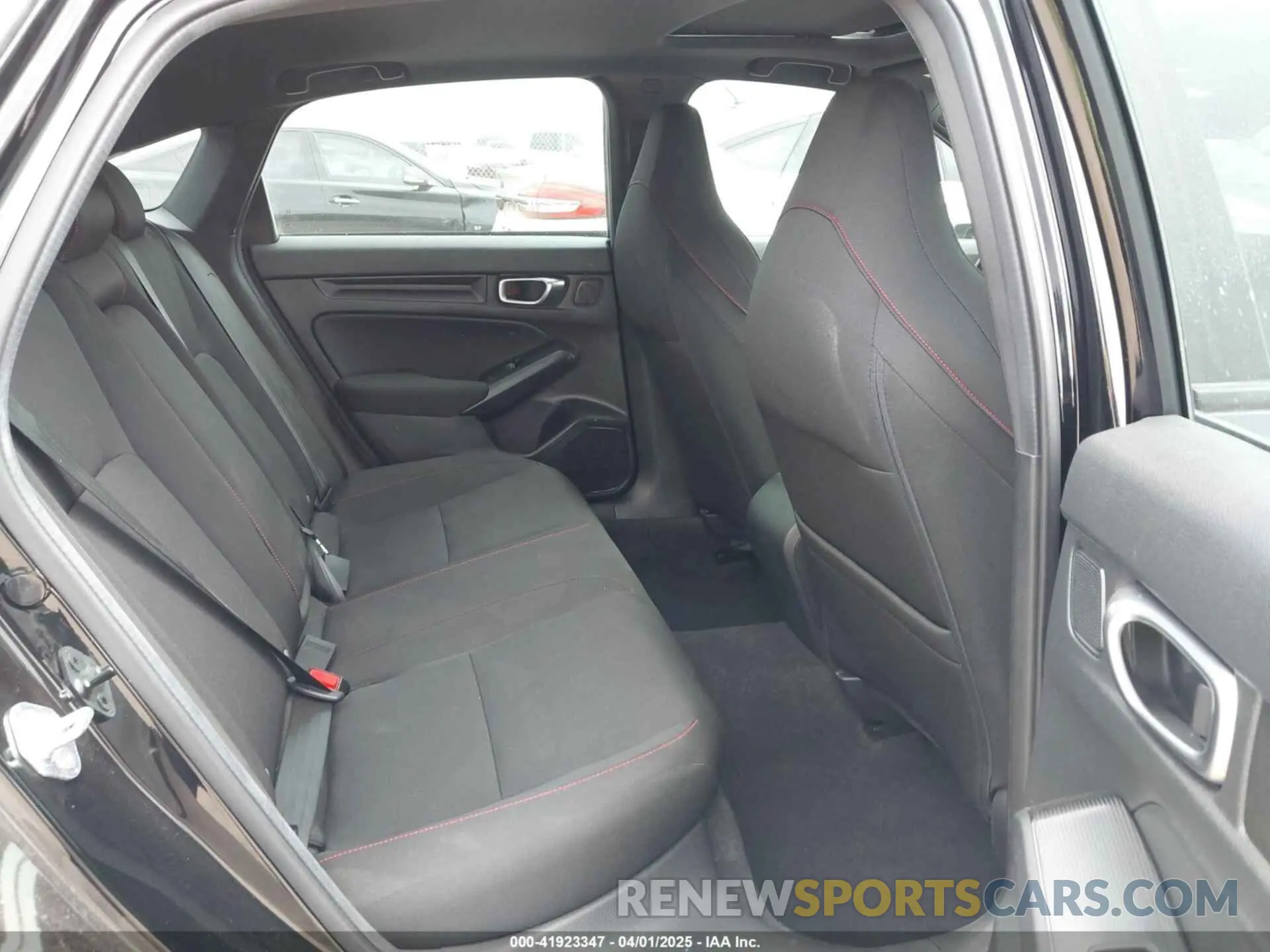 8 fotografías del automóvil dañado 2HGFE1E54RH470273 HONDA CIVIC SI 2024