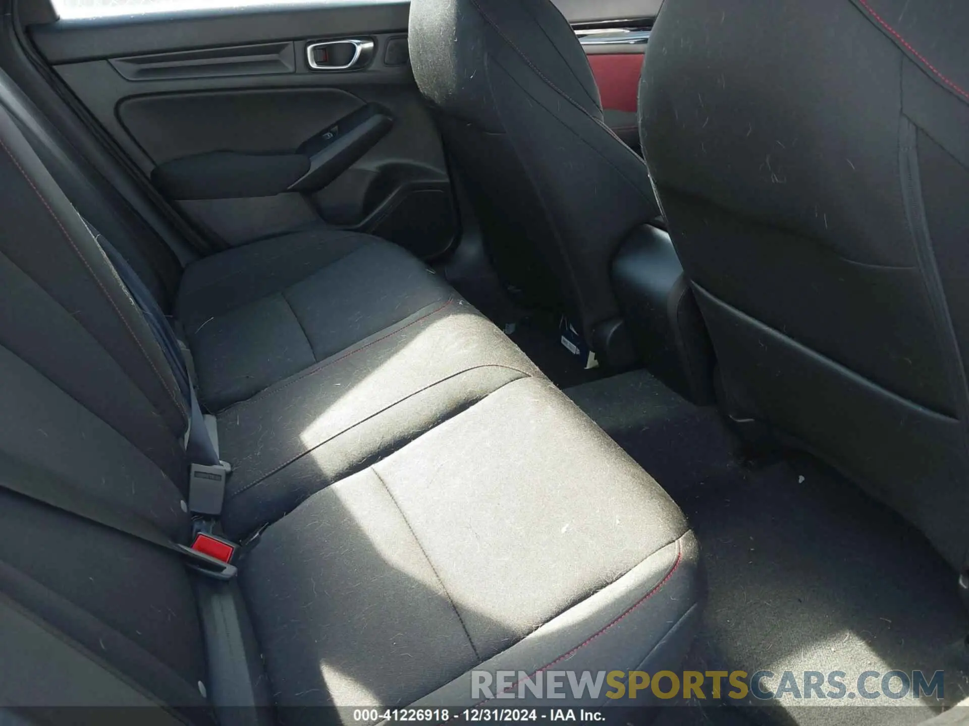 8 fotografías del automóvil dañado 2HGFE1E56RH475619 HONDA CIVIC SI 2024