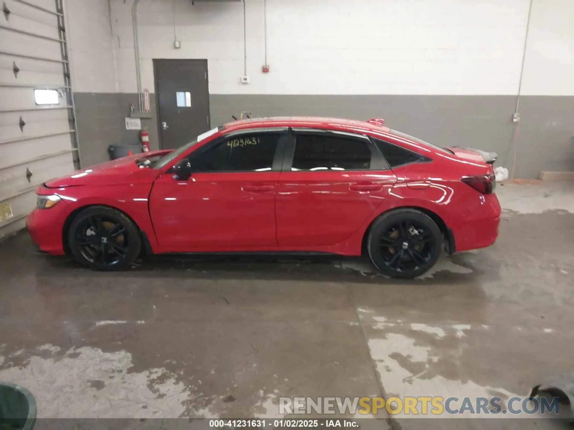 14 fotografías del automóvil dañado 2HGFE1E50SH470275 HONDA CIVIC SI 2025