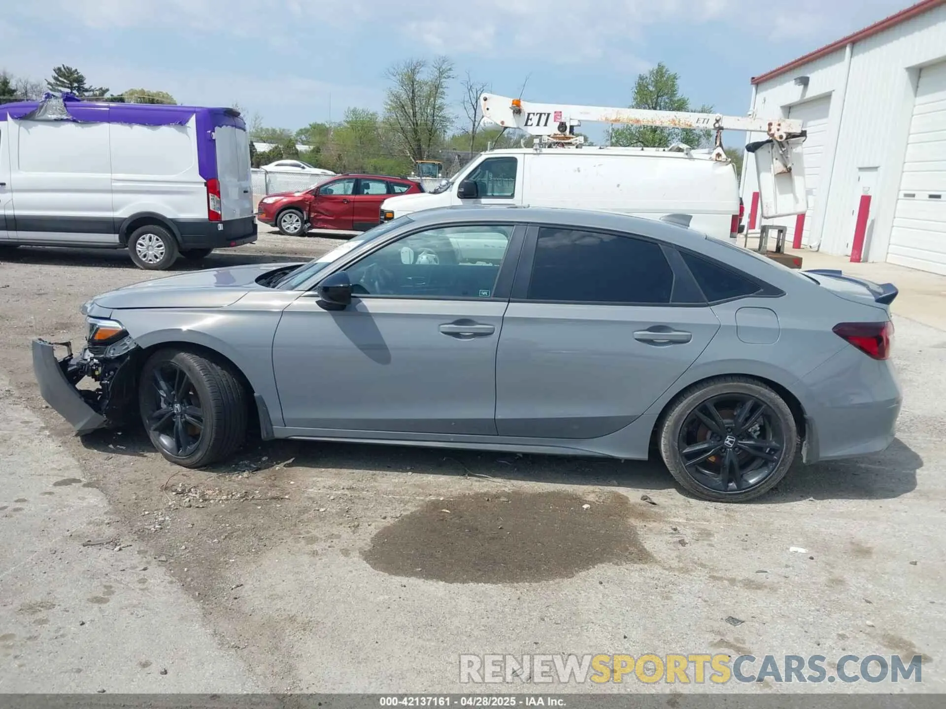 14 fotografías del automóvil dañado 2HGFE1E51SH471371 HONDA CIVIC SI 2025
