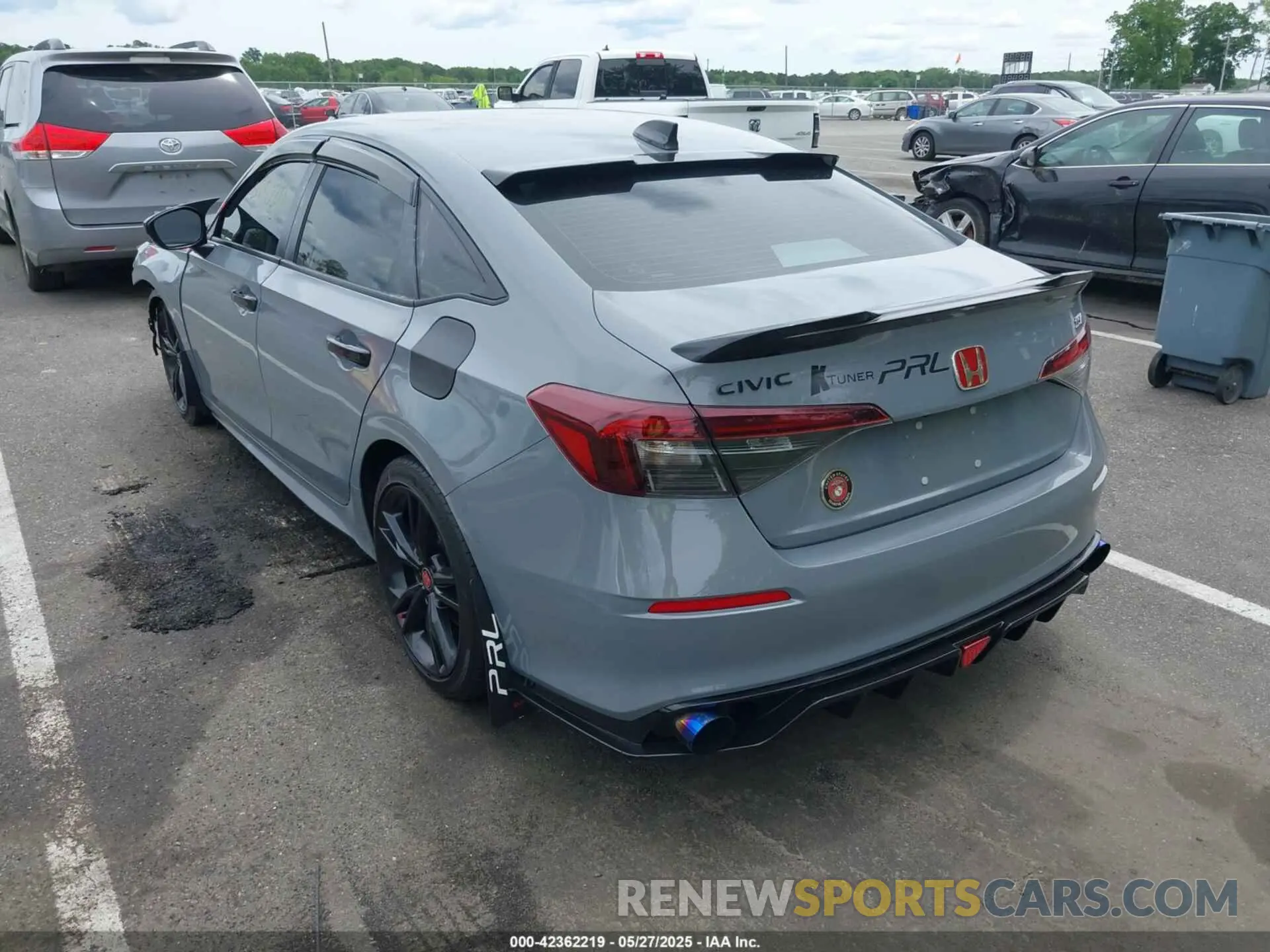 3 fotografías del automóvil dañado 2HGFE1E54SH470179 HONDA CIVIC SI 2025