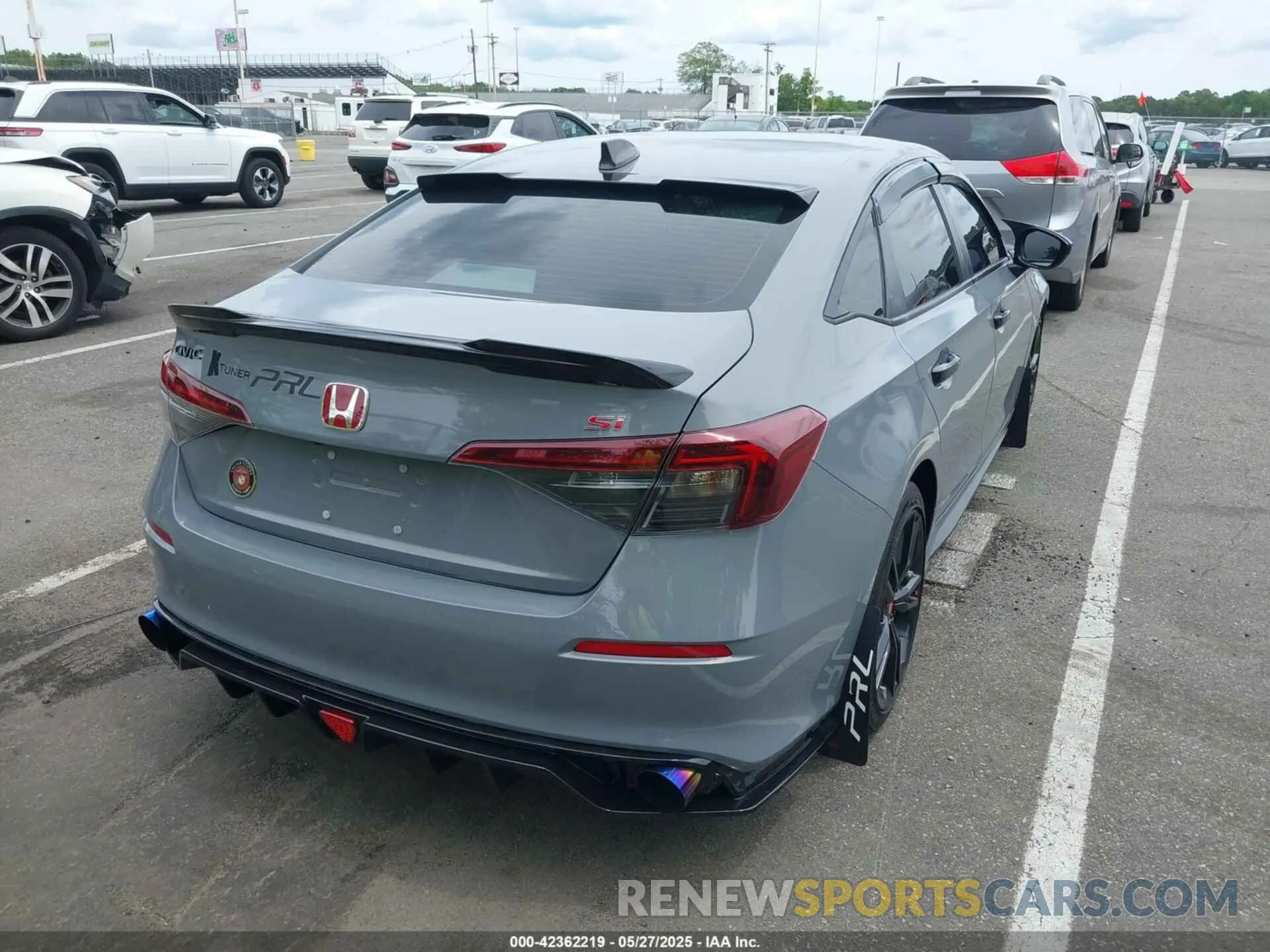 4 fotografías del automóvil dañado 2HGFE1E54SH470179 HONDA CIVIC SI 2025