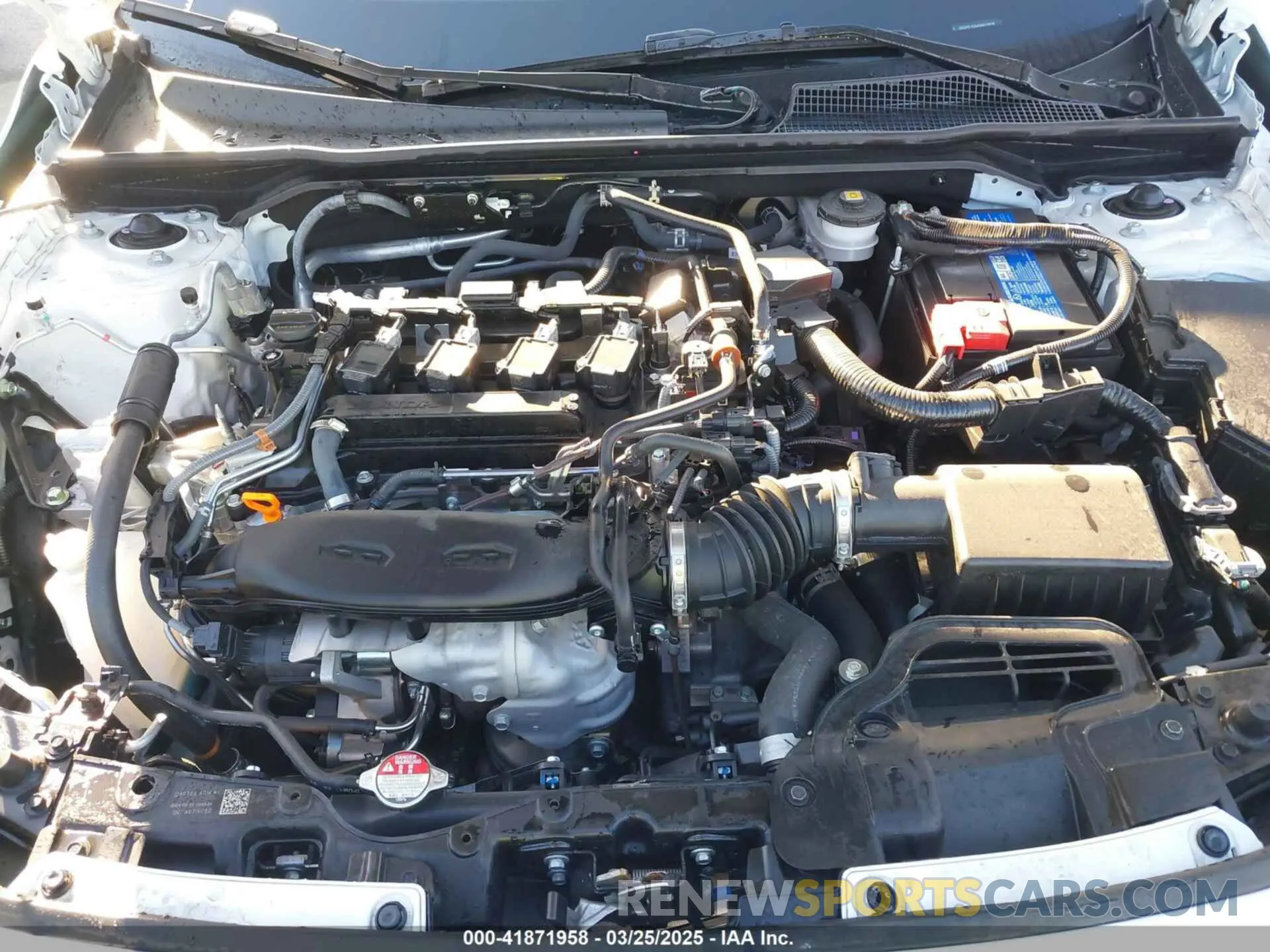 10 fotografías del automóvil dañado 2HGFE1E54SH470828 HONDA CIVIC SI 2025