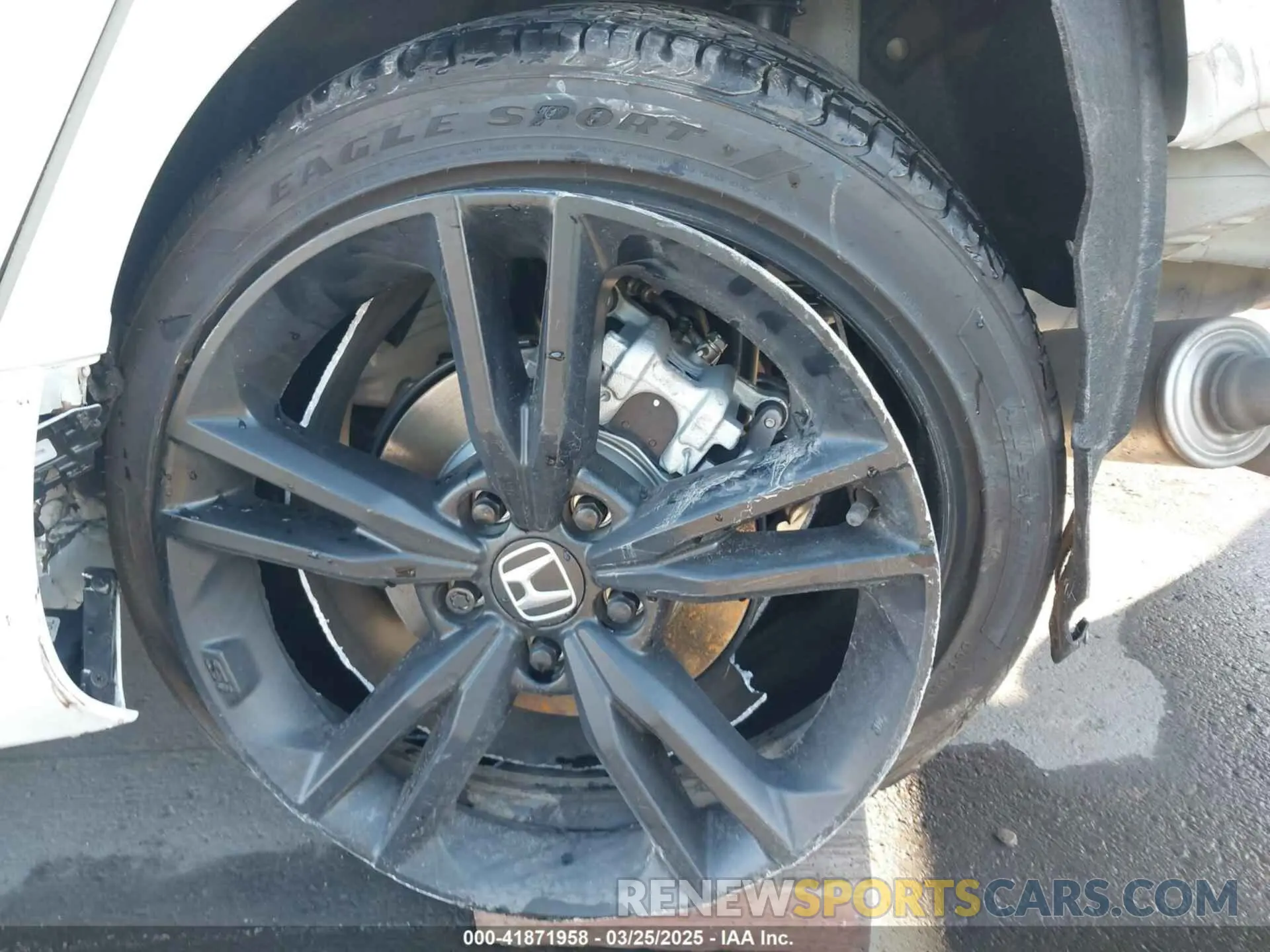 18 fotografías del automóvil dañado 2HGFE1E54SH470828 HONDA CIVIC SI 2025