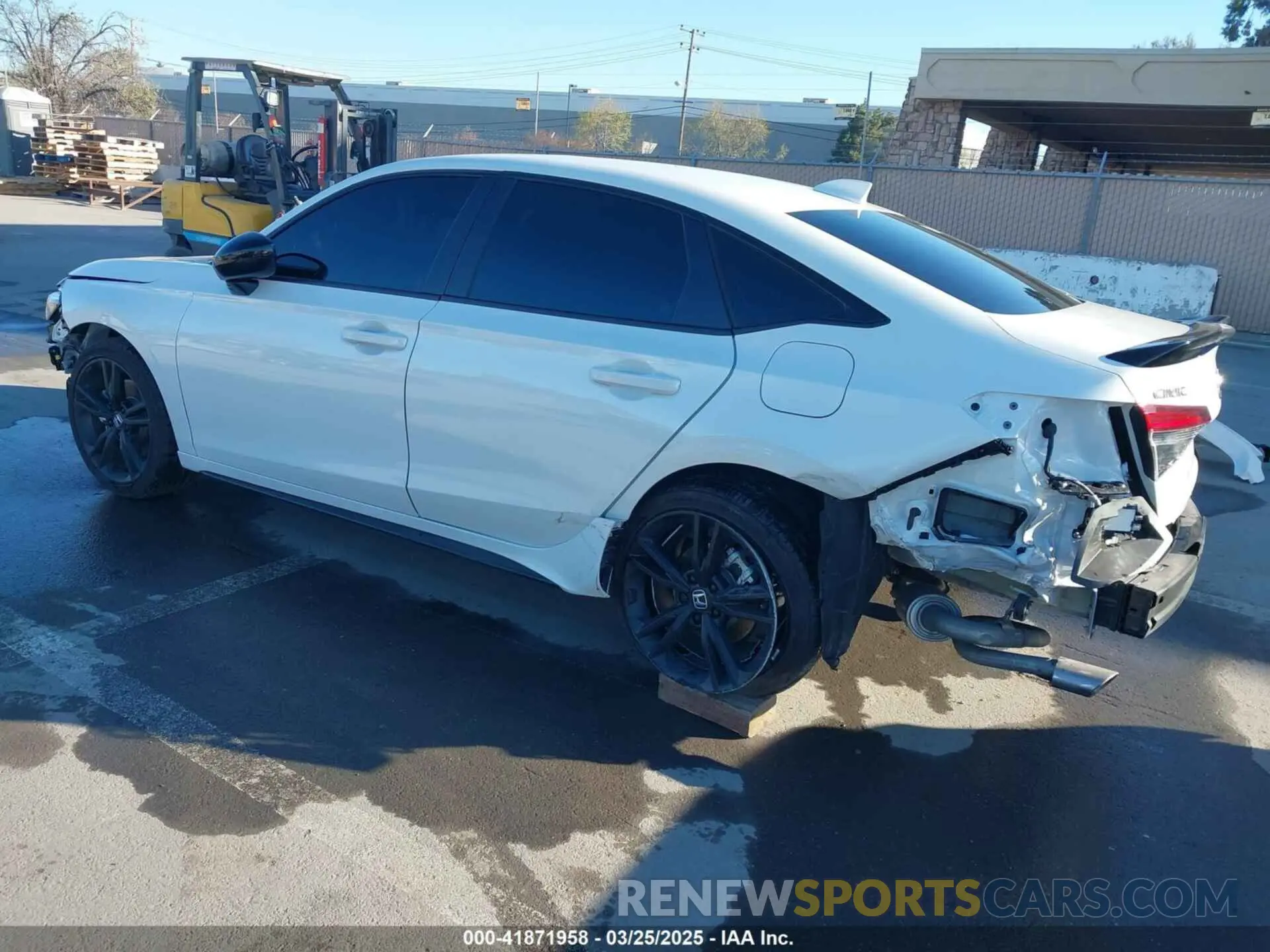 3 fotografías del automóvil dañado 2HGFE1E54SH470828 HONDA CIVIC SI 2025
