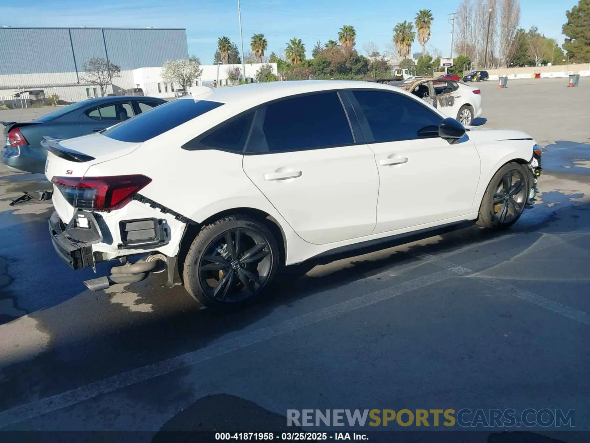 4 fotografías del automóvil dañado 2HGFE1E54SH470828 HONDA CIVIC SI 2025