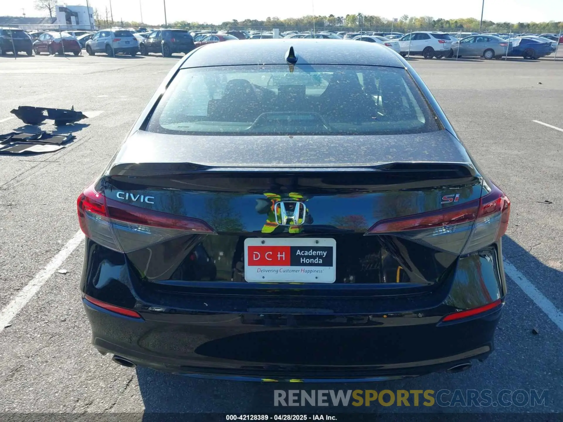 16 fotografías del automóvil dañado 2HGFE1E57SH472900 HONDA CIVIC SI 2025