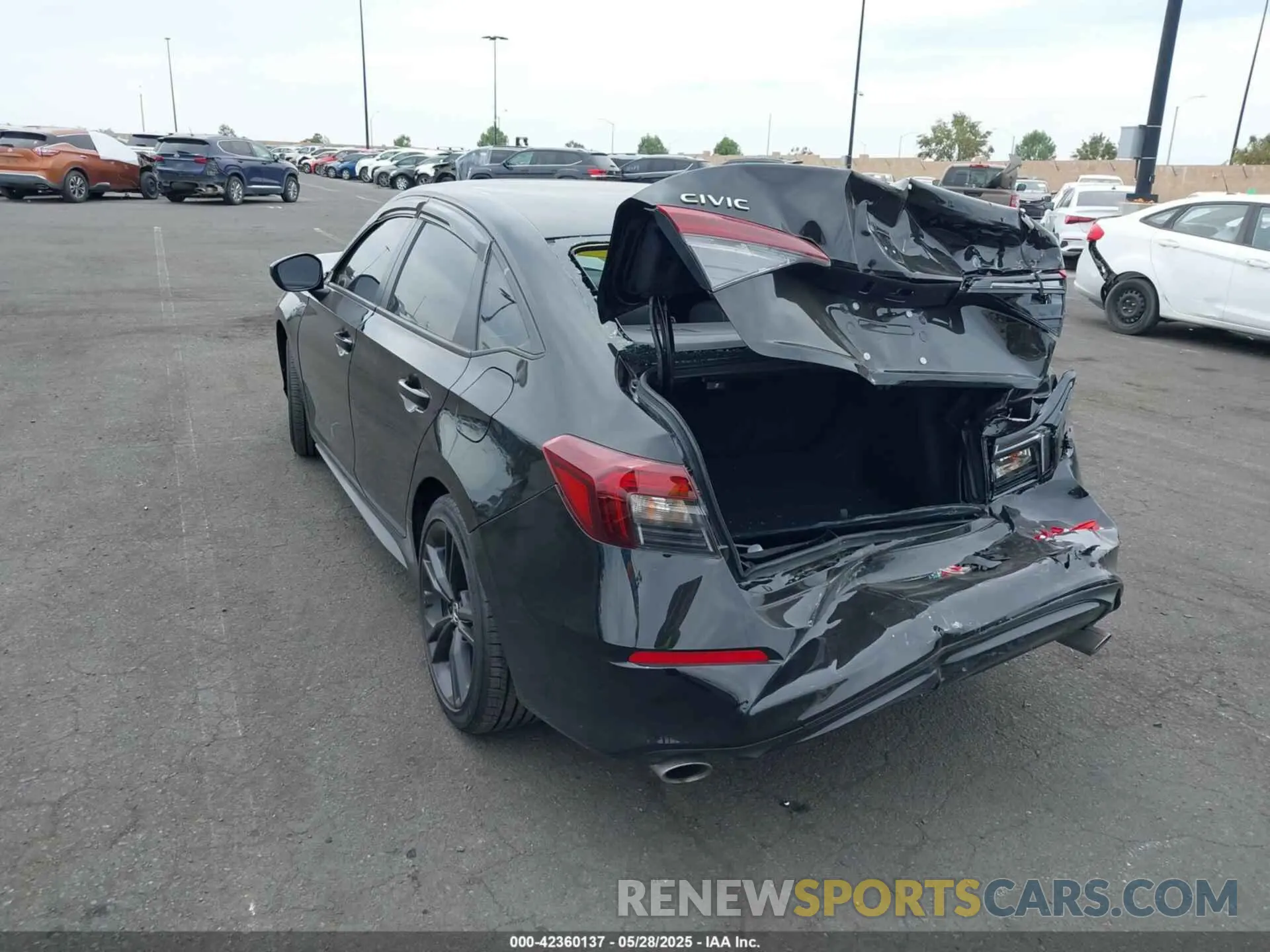 3 fotografías del automóvil dañado 2HGFE1E57SH475215 HONDA CIVIC SI 2025