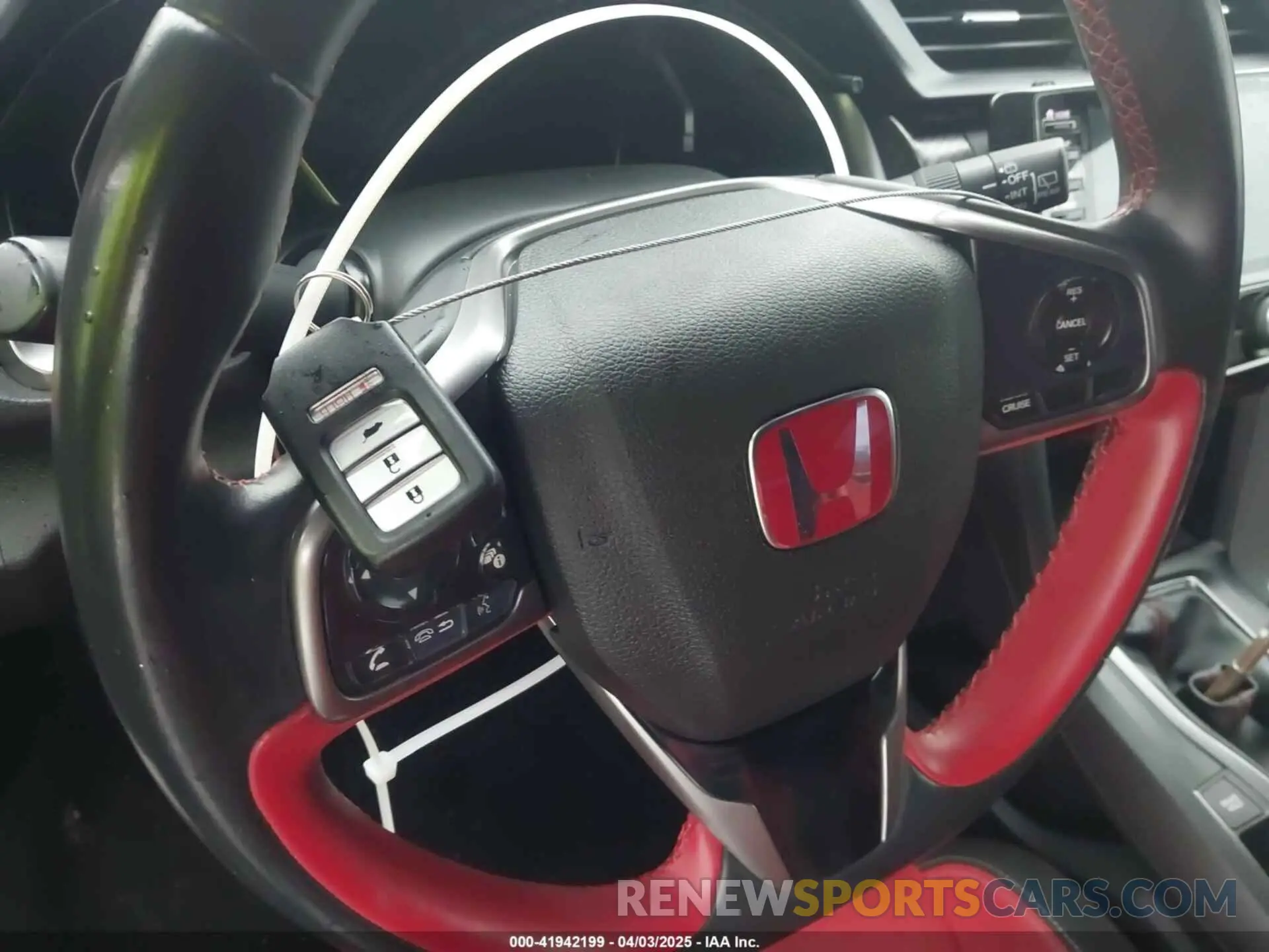 11 fotografías del automóvil dañado SHHFK8G72KU205747 HONDA CIVIC TYPE R 2019