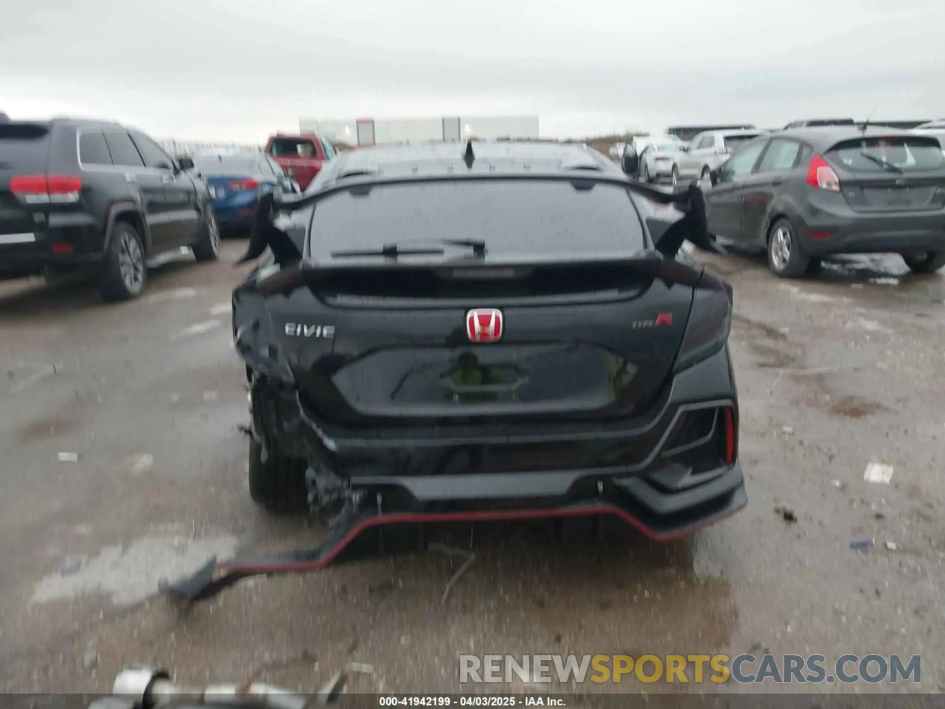 16 fotografías del automóvil dañado SHHFK8G72KU205747 HONDA CIVIC TYPE R 2019