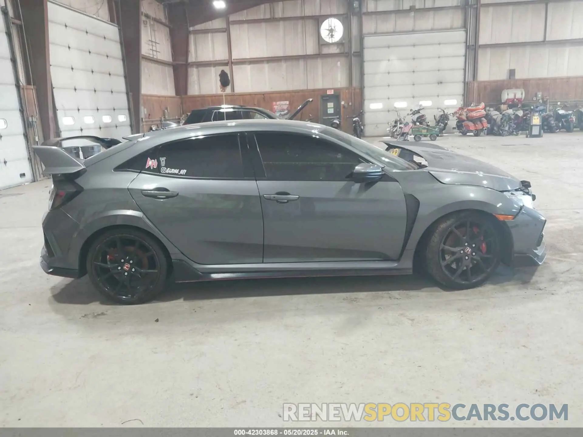13 fotografías del automóvil dañado SHHFK8G79KU202943 HONDA CIVIC TYPE R 2019