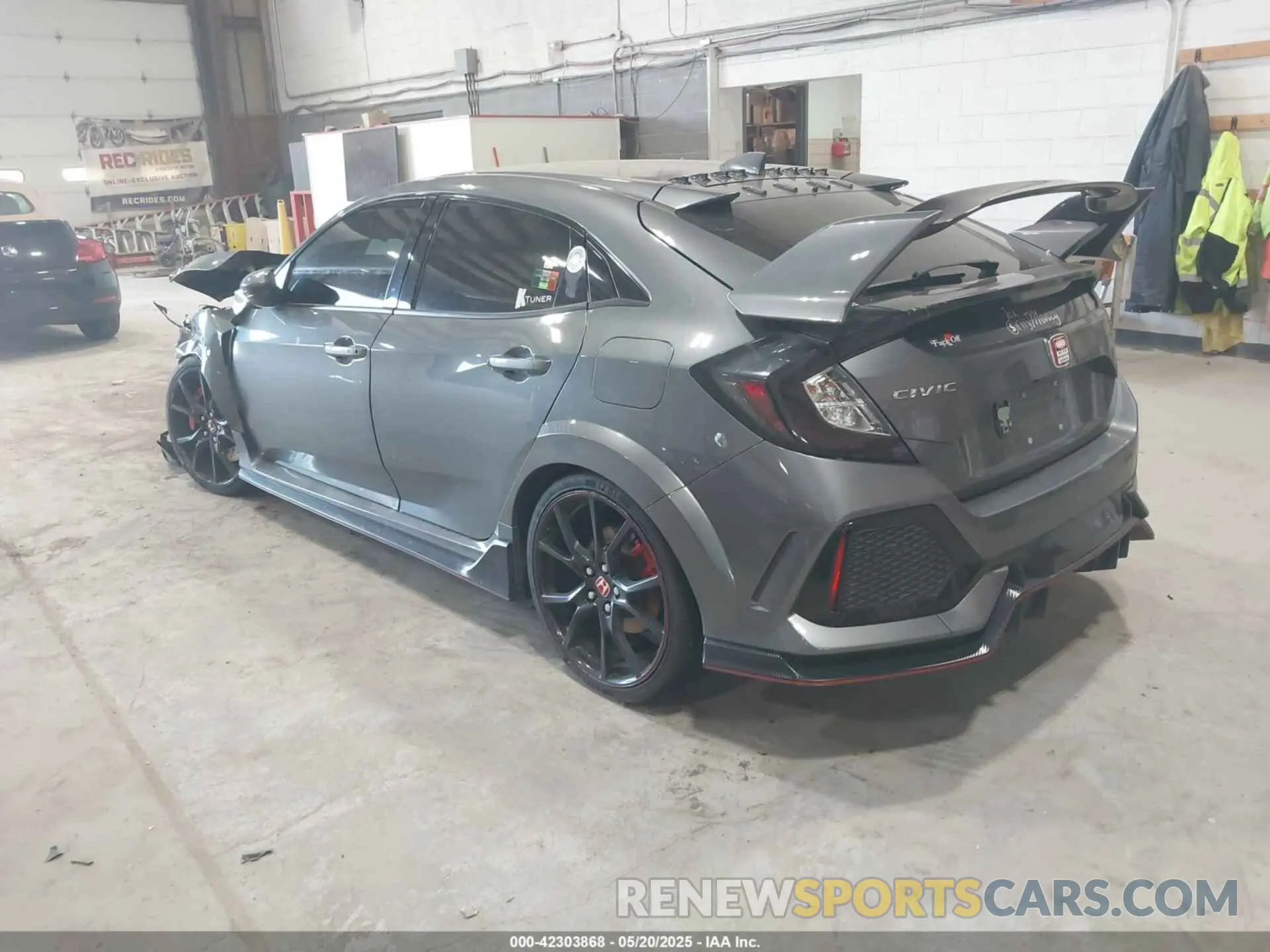 3 fotografías del automóvil dañado SHHFK8G79KU202943 HONDA CIVIC TYPE R 2019
