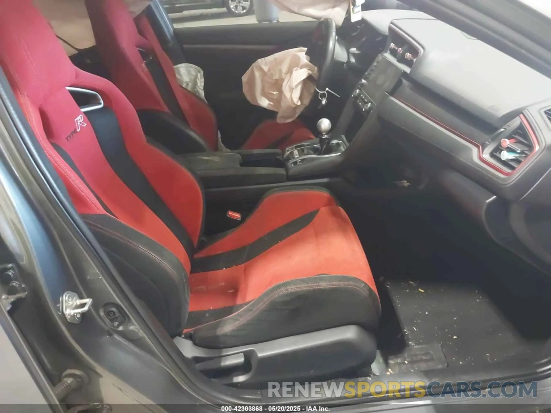 5 fotografías del automóvil dañado SHHFK8G79KU202943 HONDA CIVIC TYPE R 2019