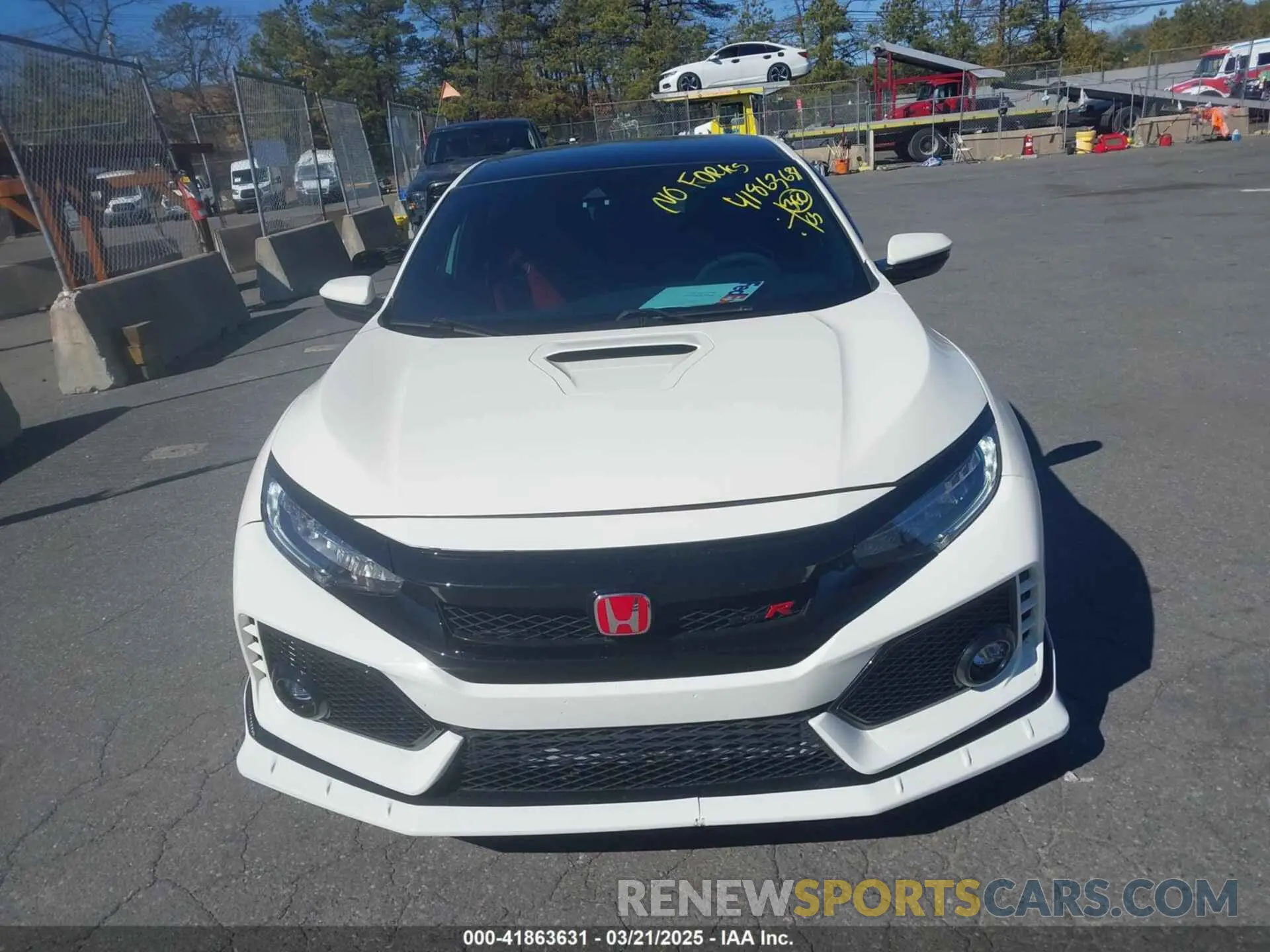 12 fotografías del automóvil dañado SHHFK8G70L4201682 HONDA CIVIC TYPE R 2020