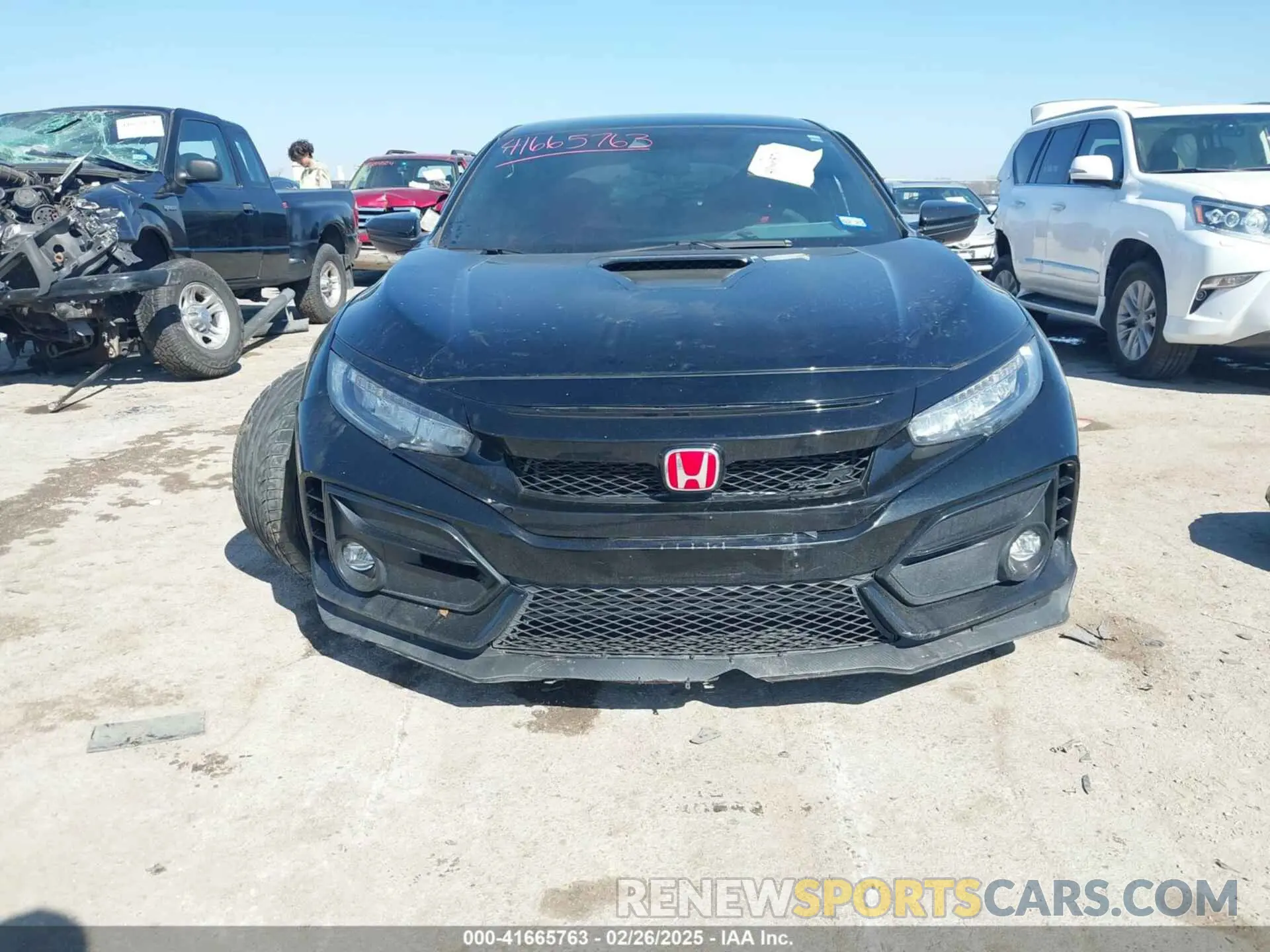 12 fotografías del automóvil dañado SHHFK8G74MU201847 HONDA CIVIC TYPE R 2021