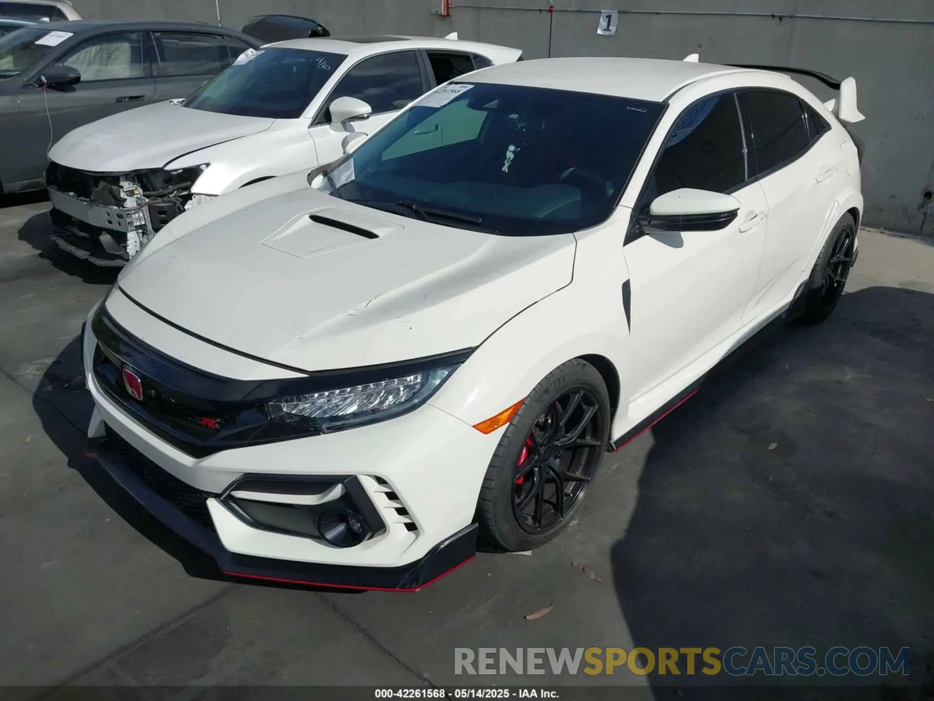 2 fotografías del automóvil dañado SHHFK8G75MU201985 HONDA CIVIC TYPE R 2021