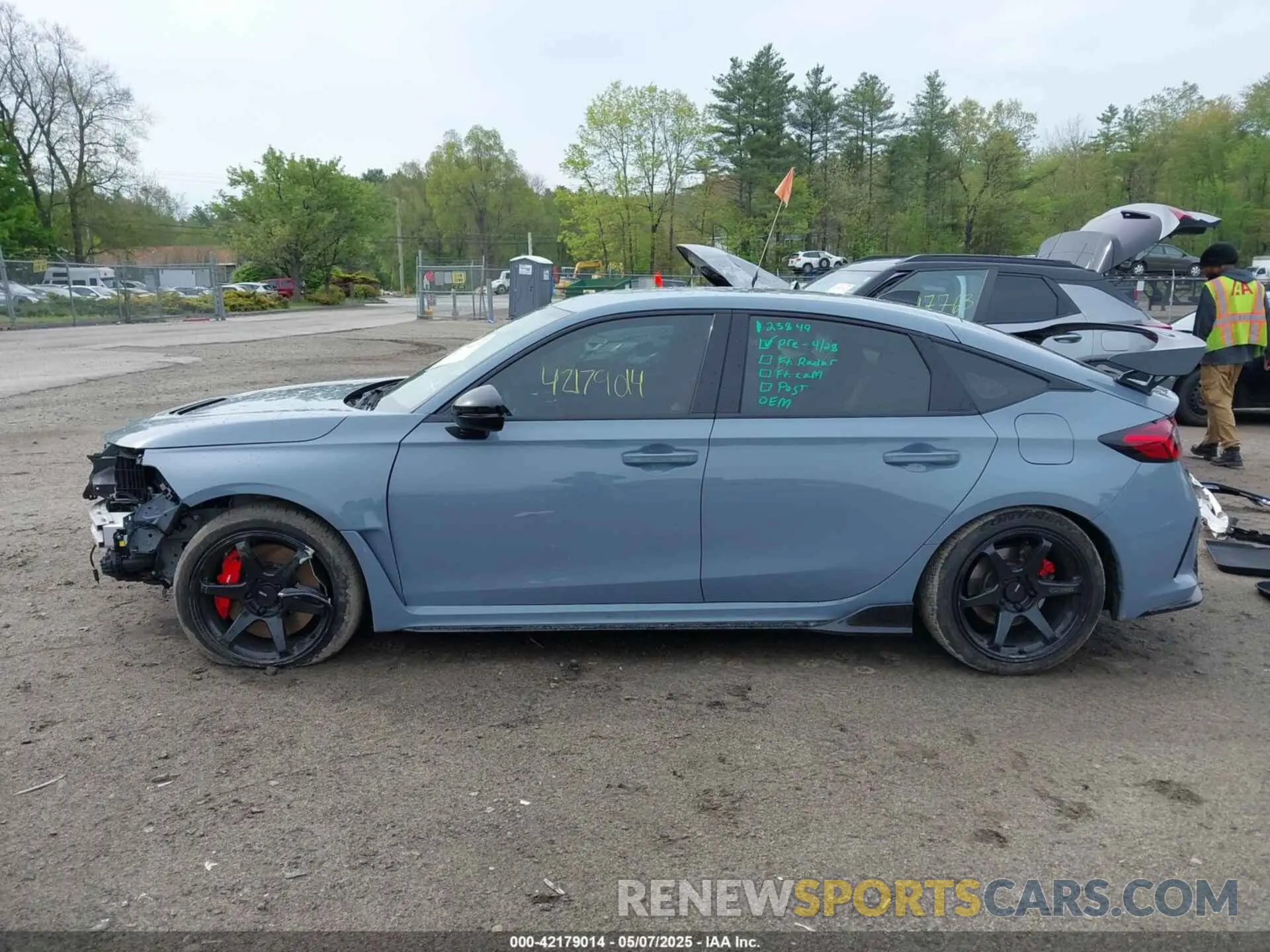 15 fotografías del automóvil dañado JHMFL5G46SX000696 HONDA CIVIC TYPE R 2025