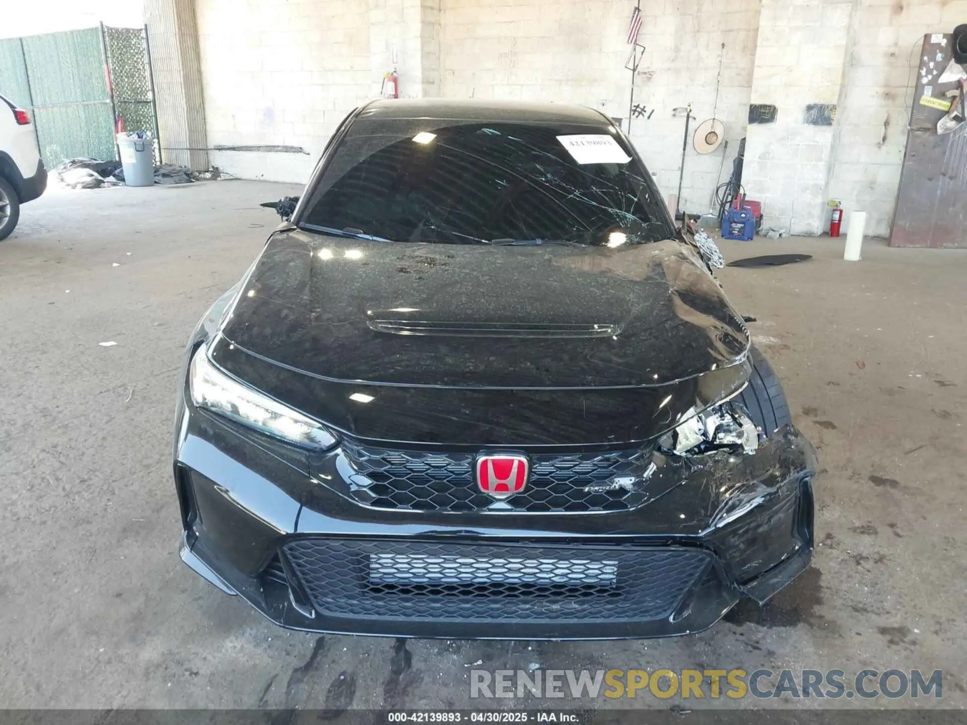 13 fotografías del automóvil dañado JHMFL5G4XSX001561 HONDA CIVIC TYPE R 2025