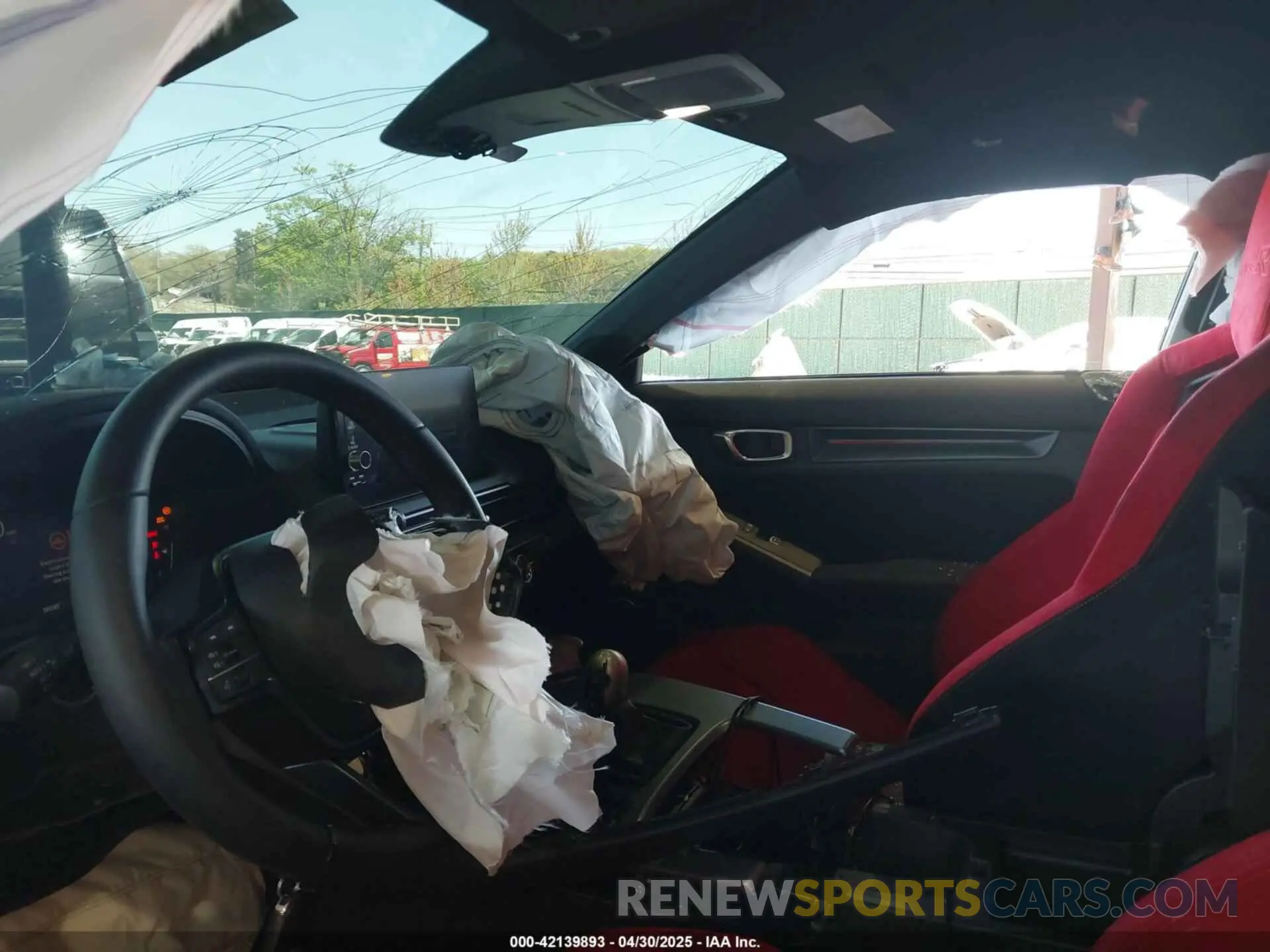 5 fotografías del automóvil dañado JHMFL5G4XSX001561 HONDA CIVIC TYPE R 2025