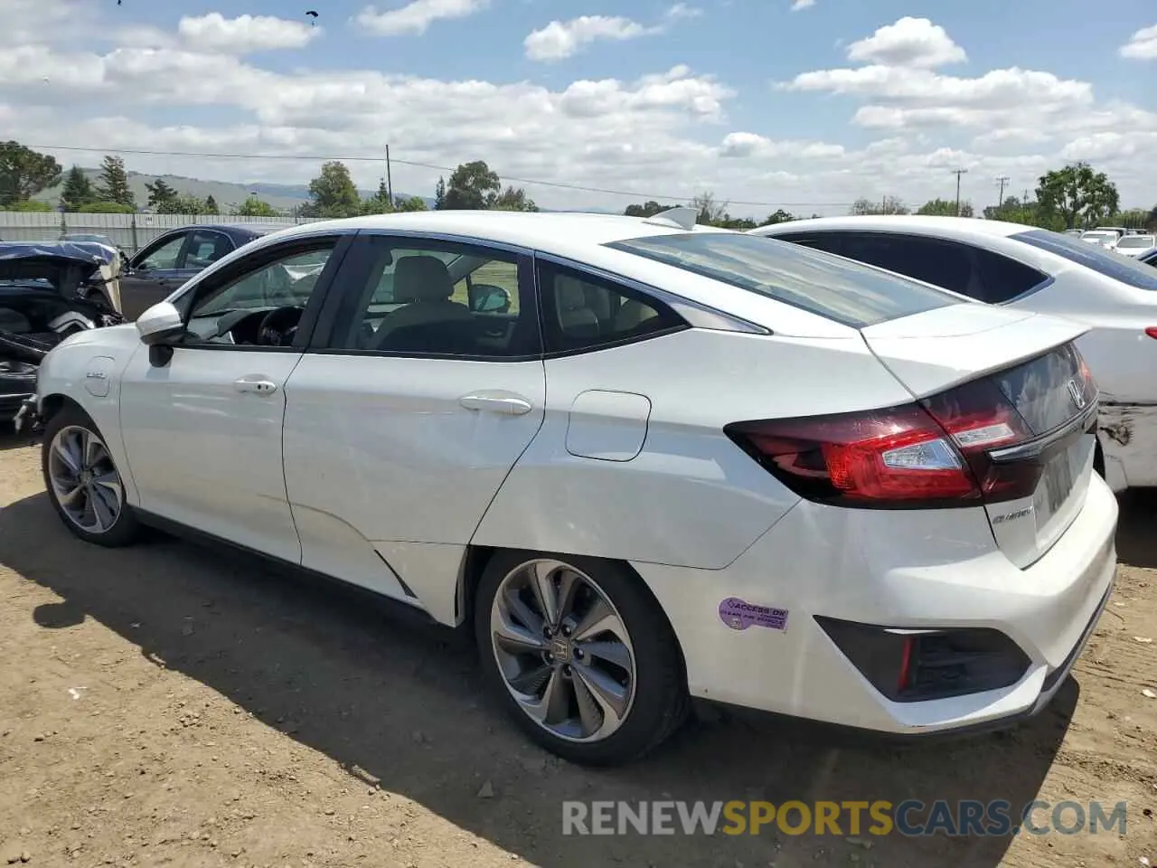 2 fotografías del automóvil dañado JHMZC5F10KC004142 HONDA CLARITY 2019