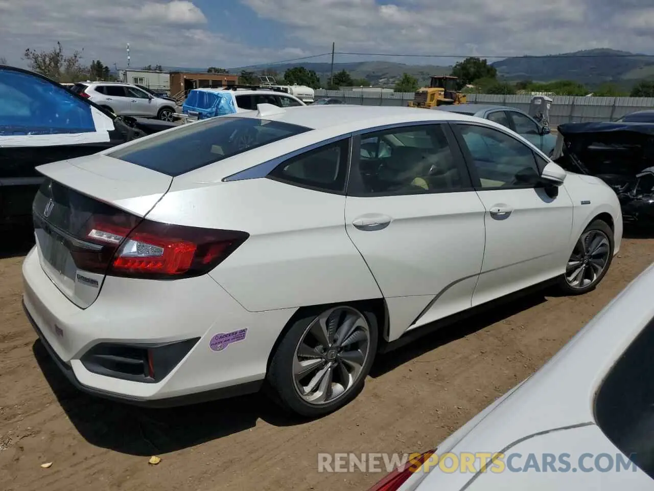 3 fotografías del automóvil dañado JHMZC5F10KC004142 HONDA CLARITY 2019