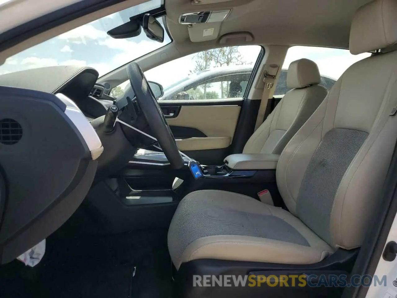 7 fotografías del automóvil dañado JHMZC5F10KC004142 HONDA CLARITY 2019