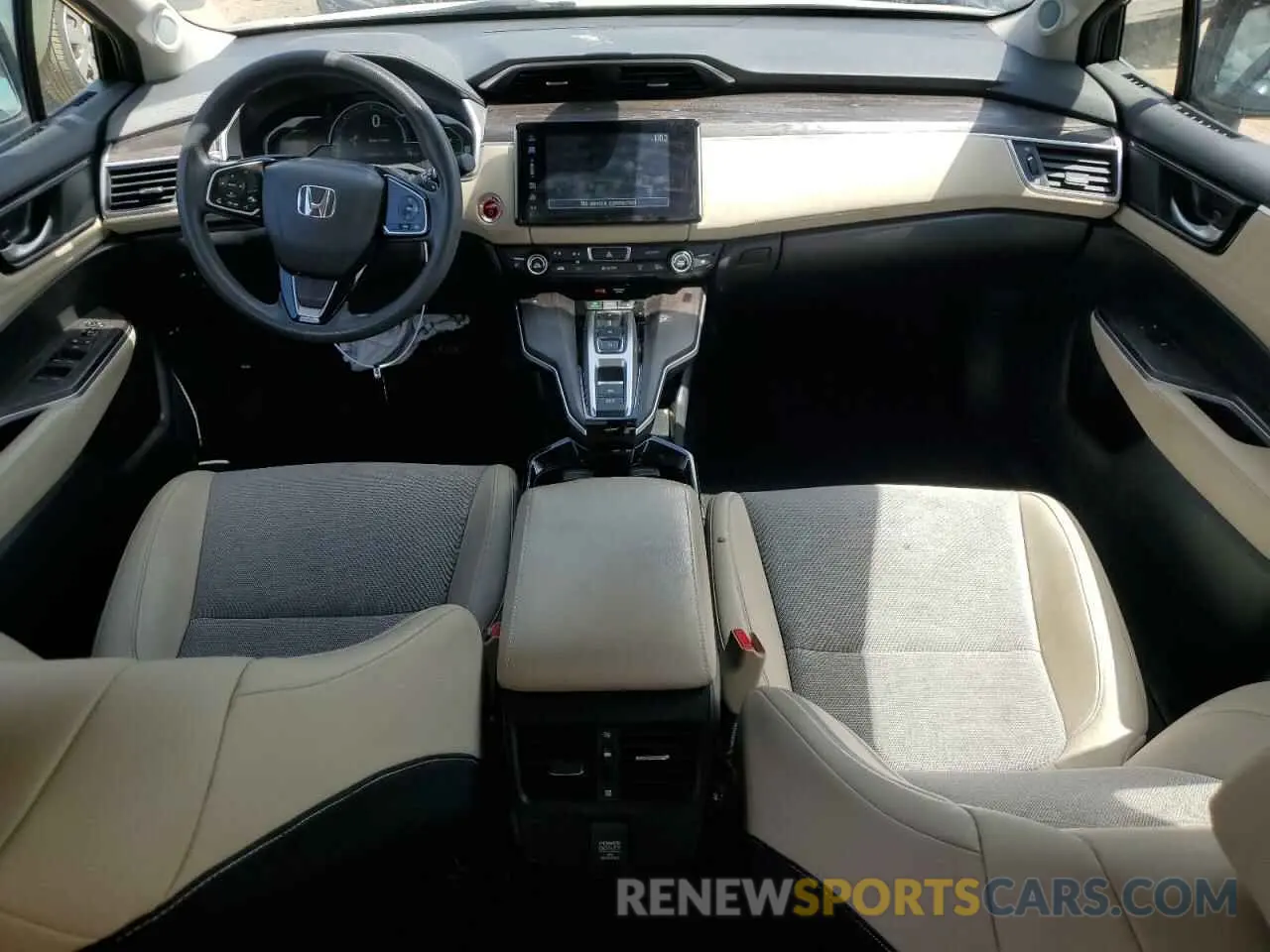 8 fotografías del automóvil dañado JHMZC5F10KC004142 HONDA CLARITY 2019