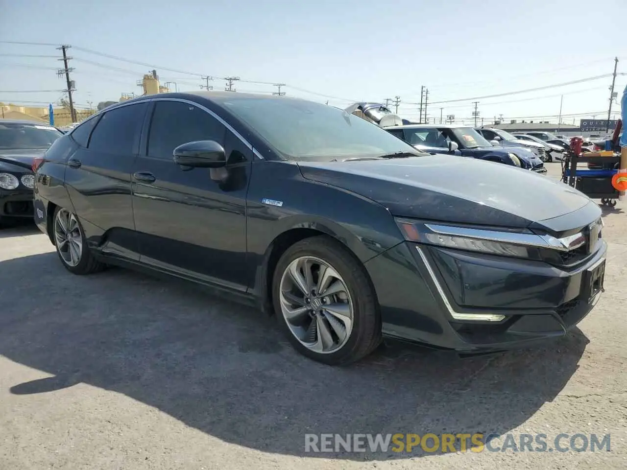 4 fotografías del automóvil dañado JHMZC5F39KC001158 HONDA CLARITY 2019