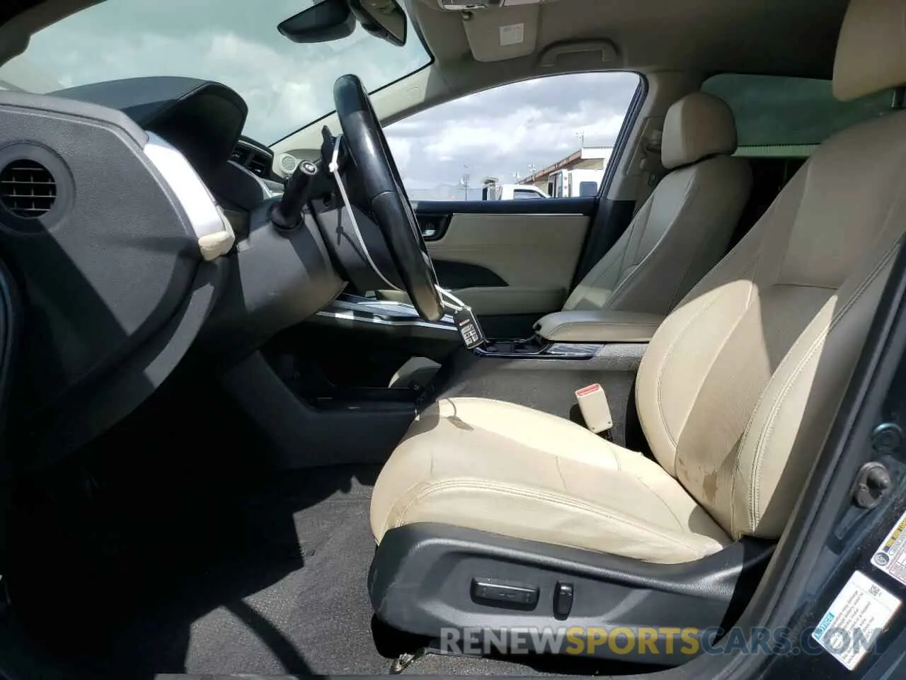 7 fotografías del automóvil dañado JHMZC5F39KC001158 HONDA CLARITY 2019