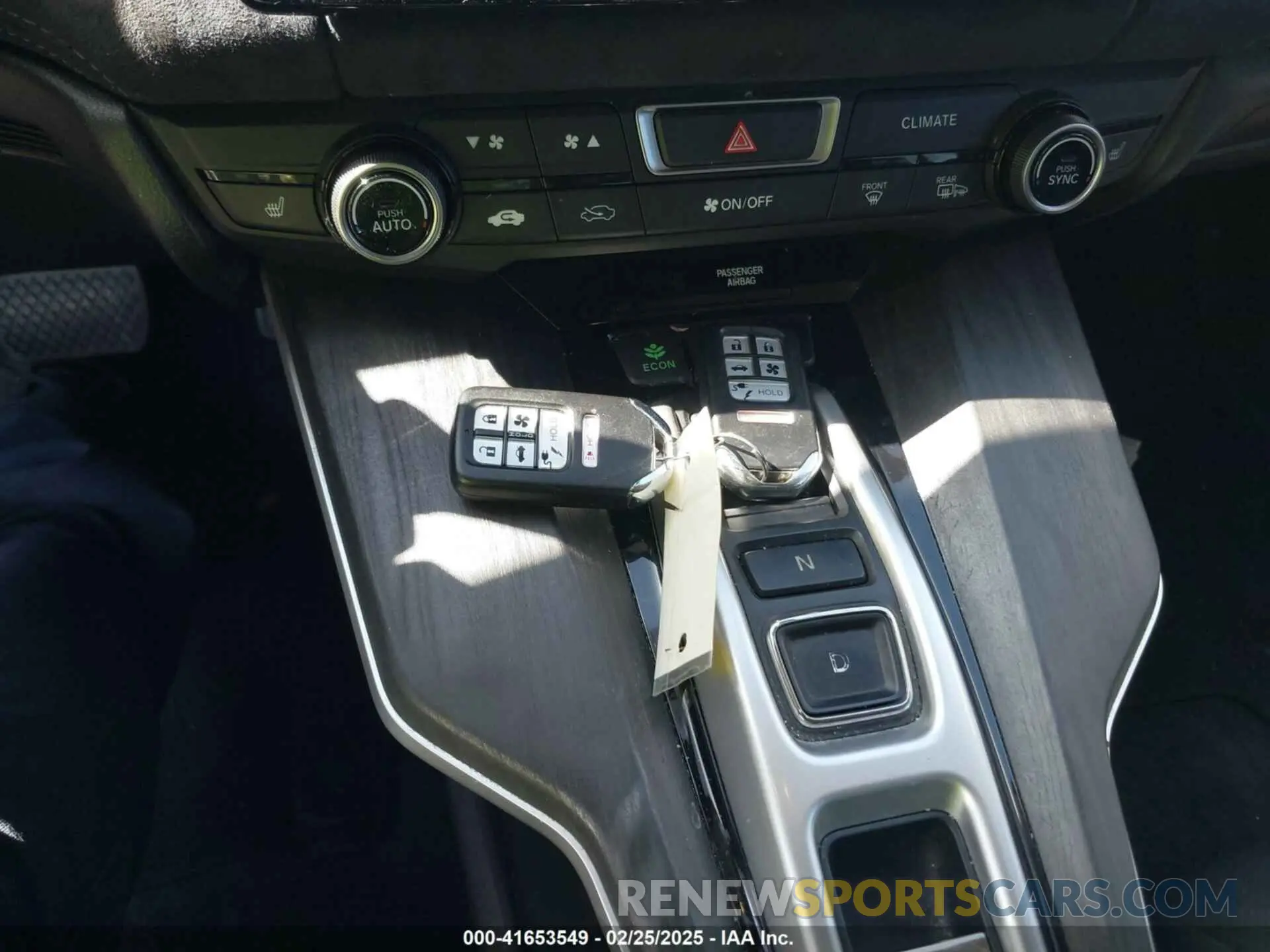 11 fotografías del automóvil dañado JHMZC5F31KC001168 HONDA CLARITY PLUG-IN HYBRID 2019